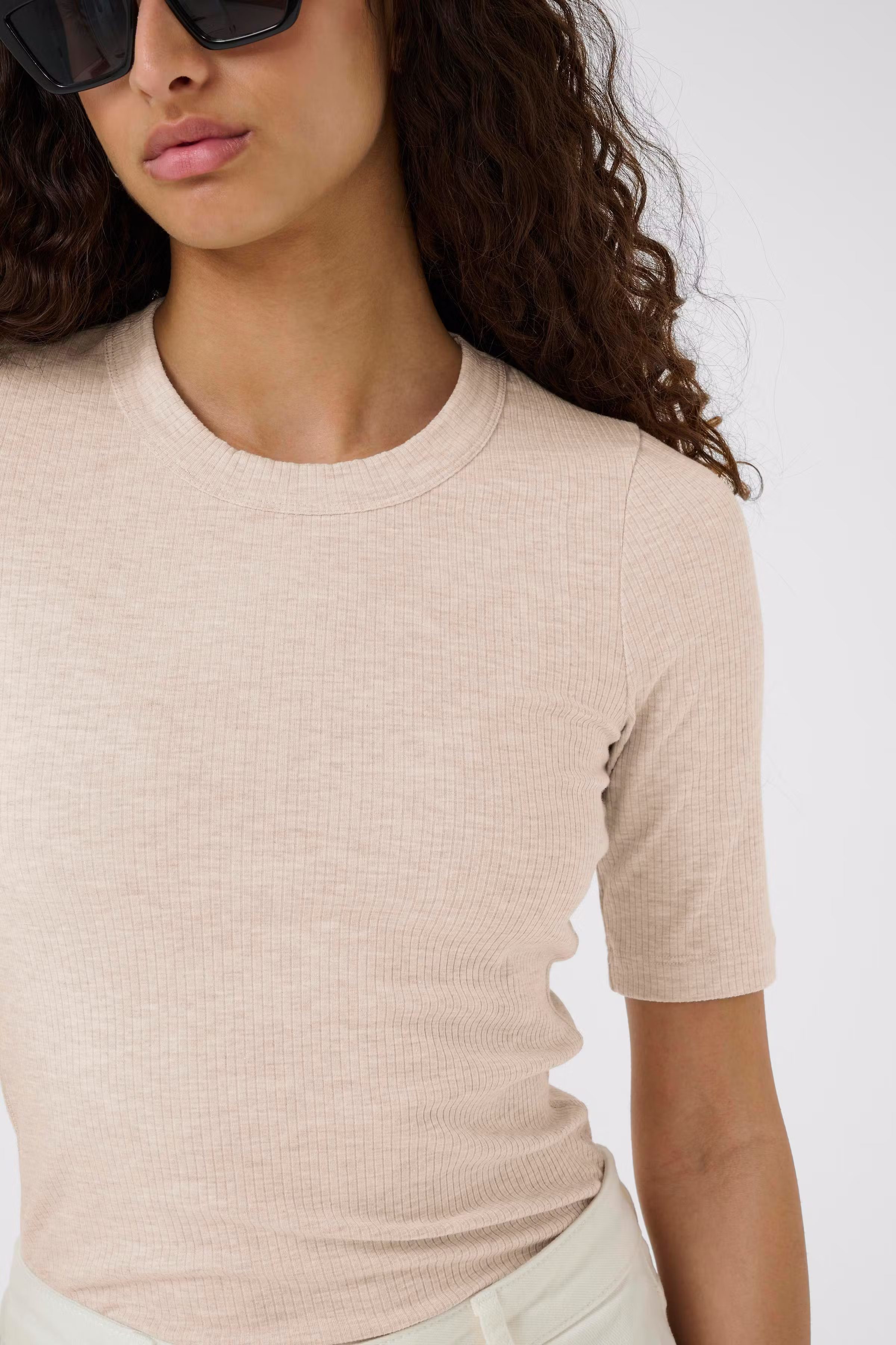 DagnaIW Melange T-shirt LOOKBOOK DETAIL 30106864-300597