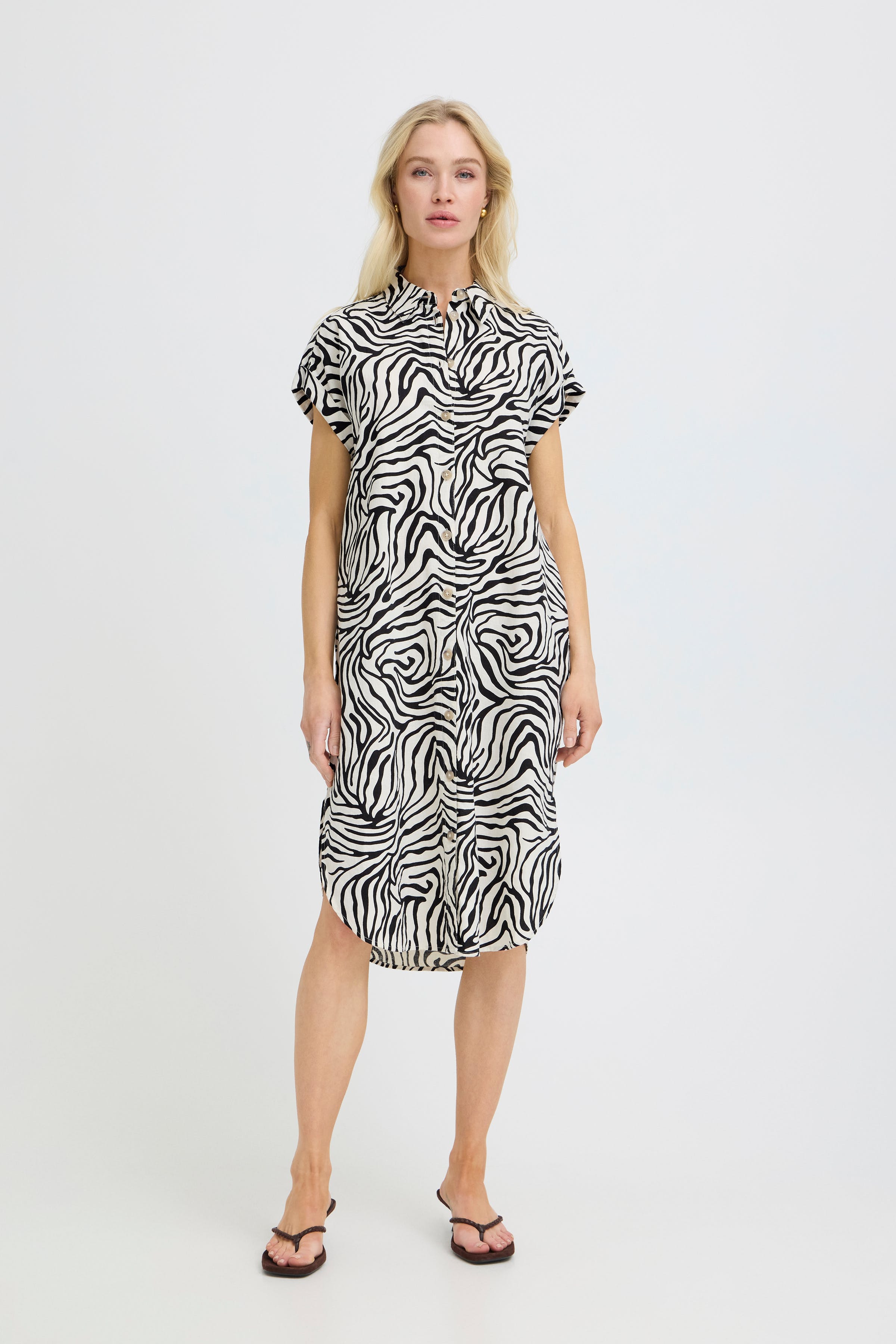 BYFALAKKA Klänning LOOKBOOK FRONT 20814553-900006876