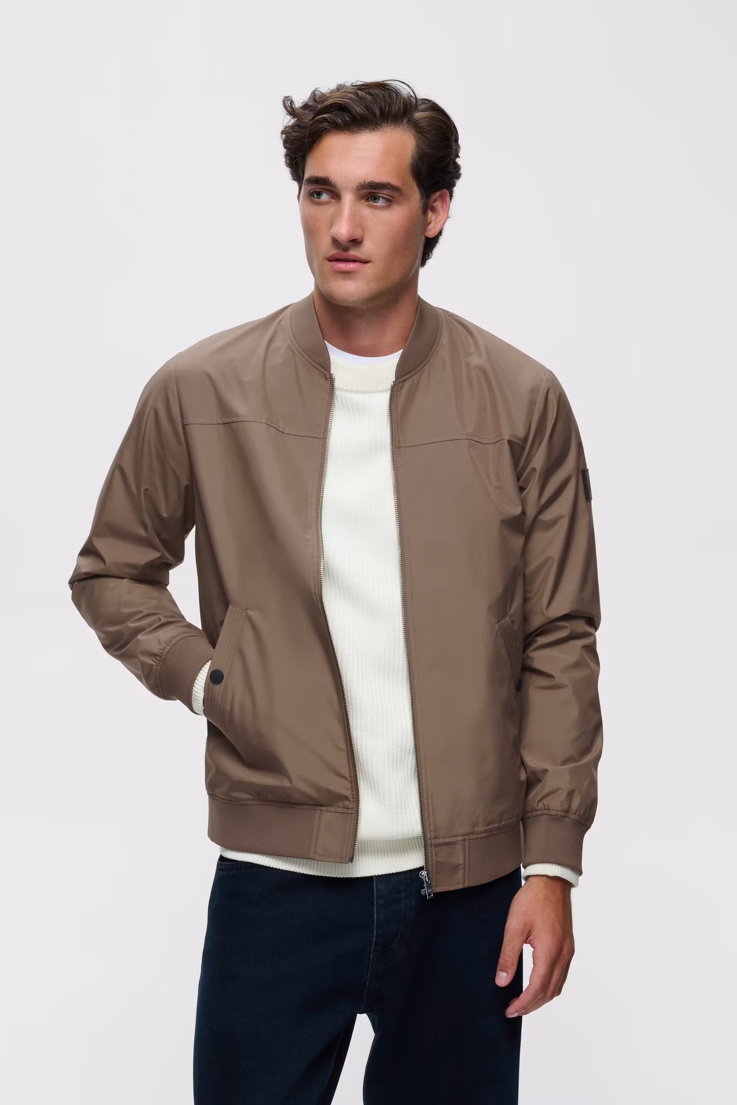 MAclay Bomber Jacket LOOKBOOK FRONT 30205869-181112