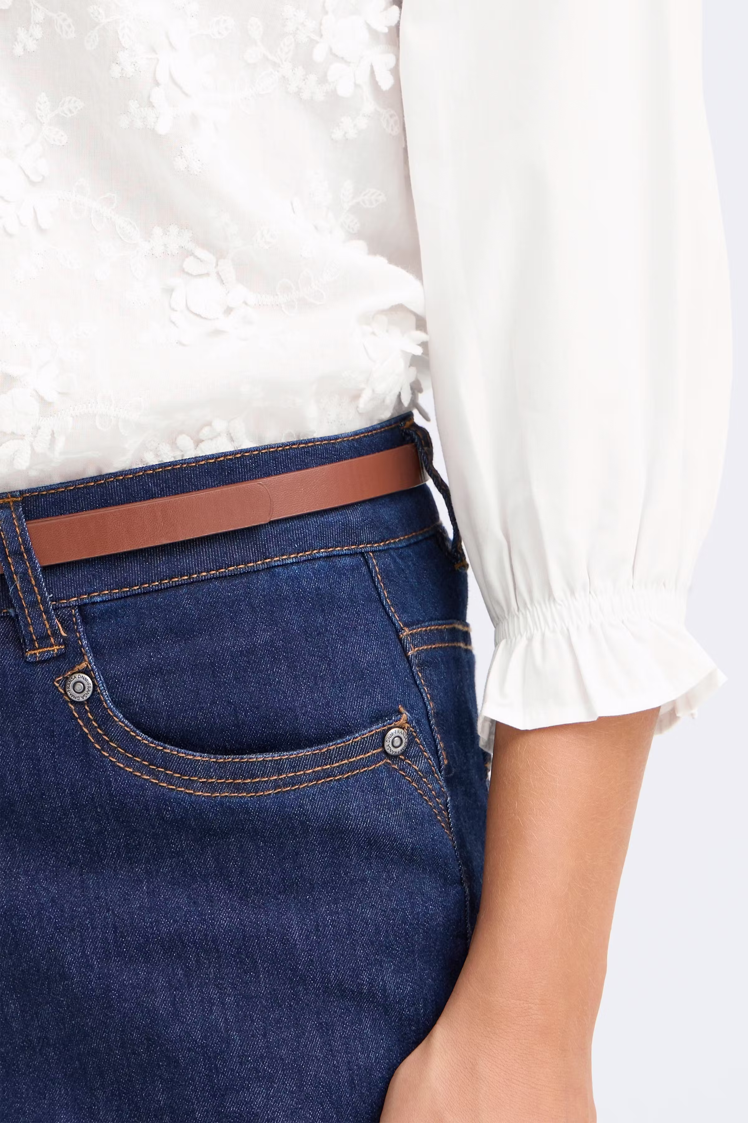 FROBBIE Bluse LOOKBOOK DETAIL 20617435-114800