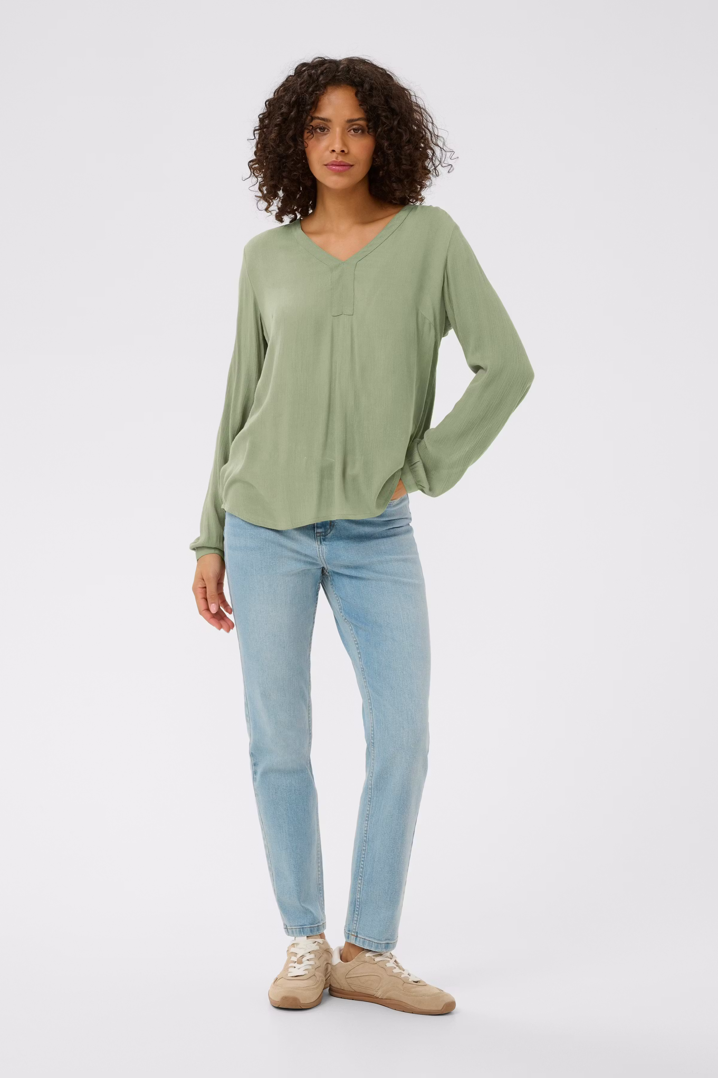 KAamber Bluse LOOKBOOK FRONT 501032-176212