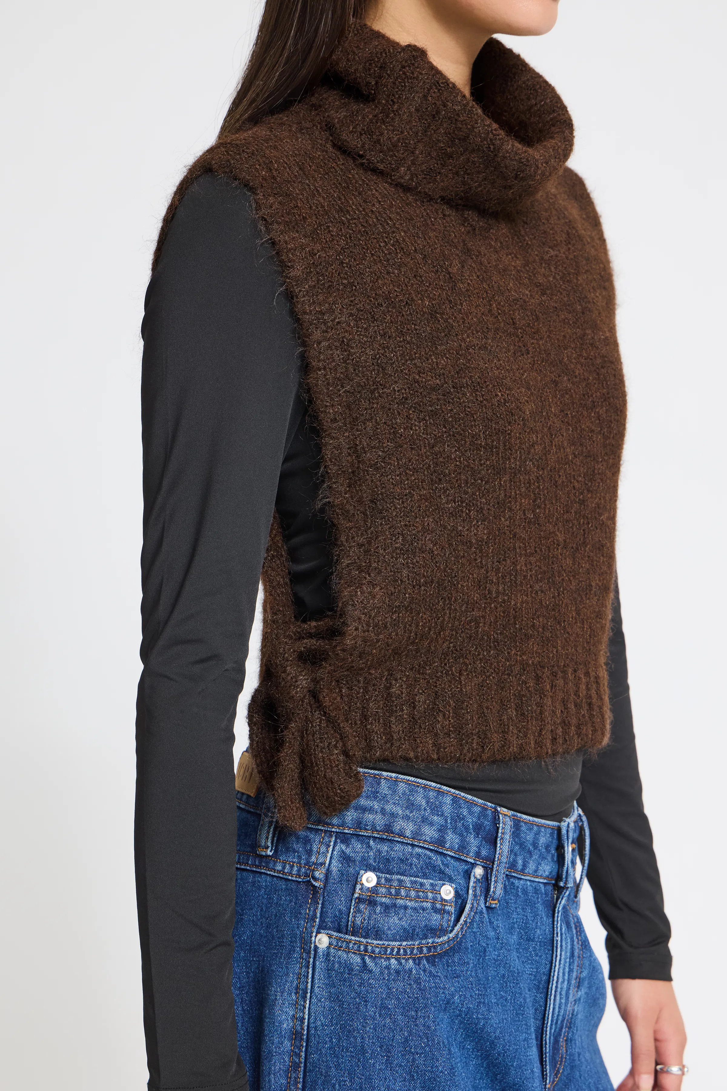 IANALA Poncho LOOKBOOK DETAIL 20126885-191331