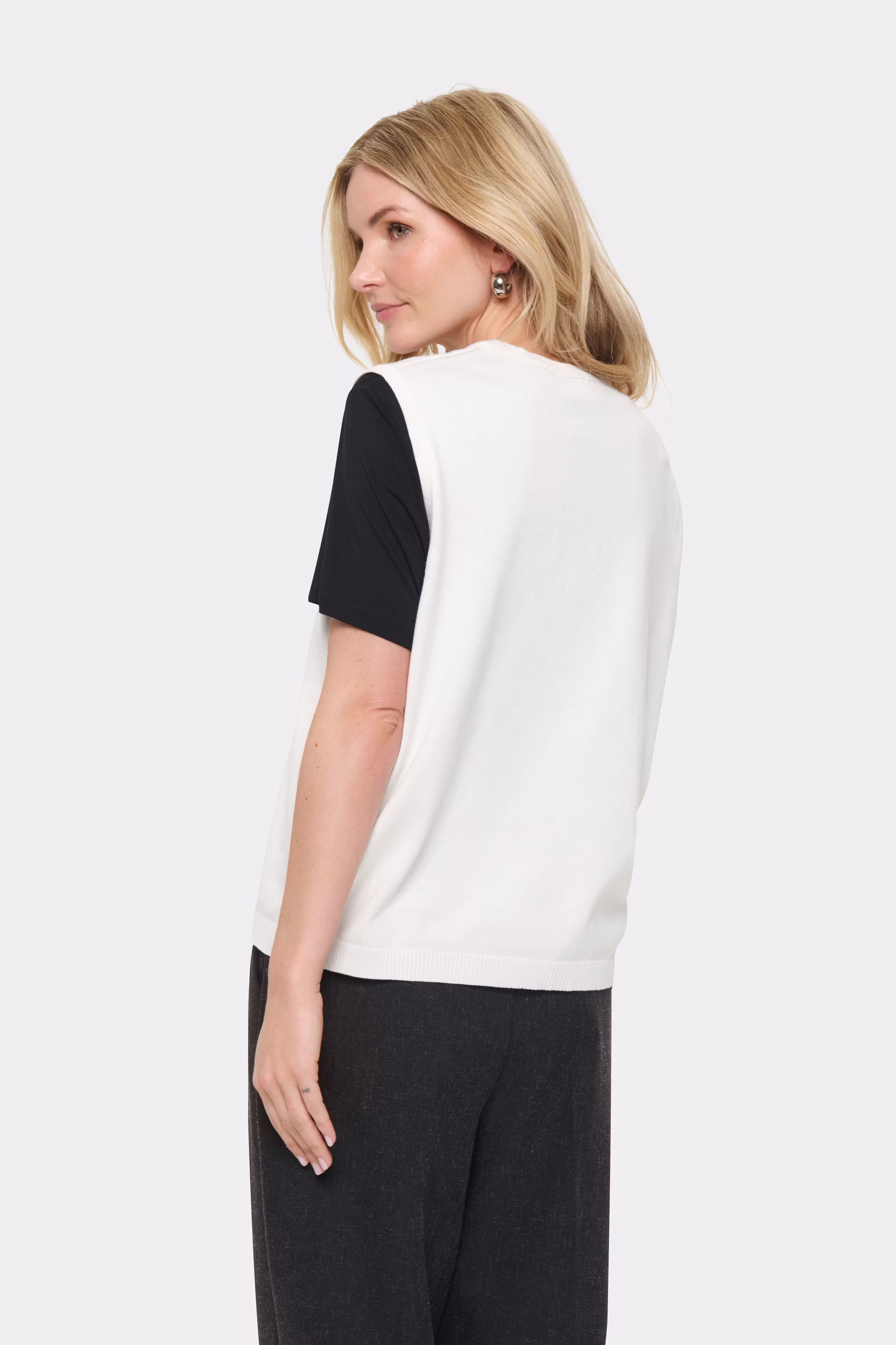 MilaSZ Weste LOOKBOOK BACK 30511506-110605