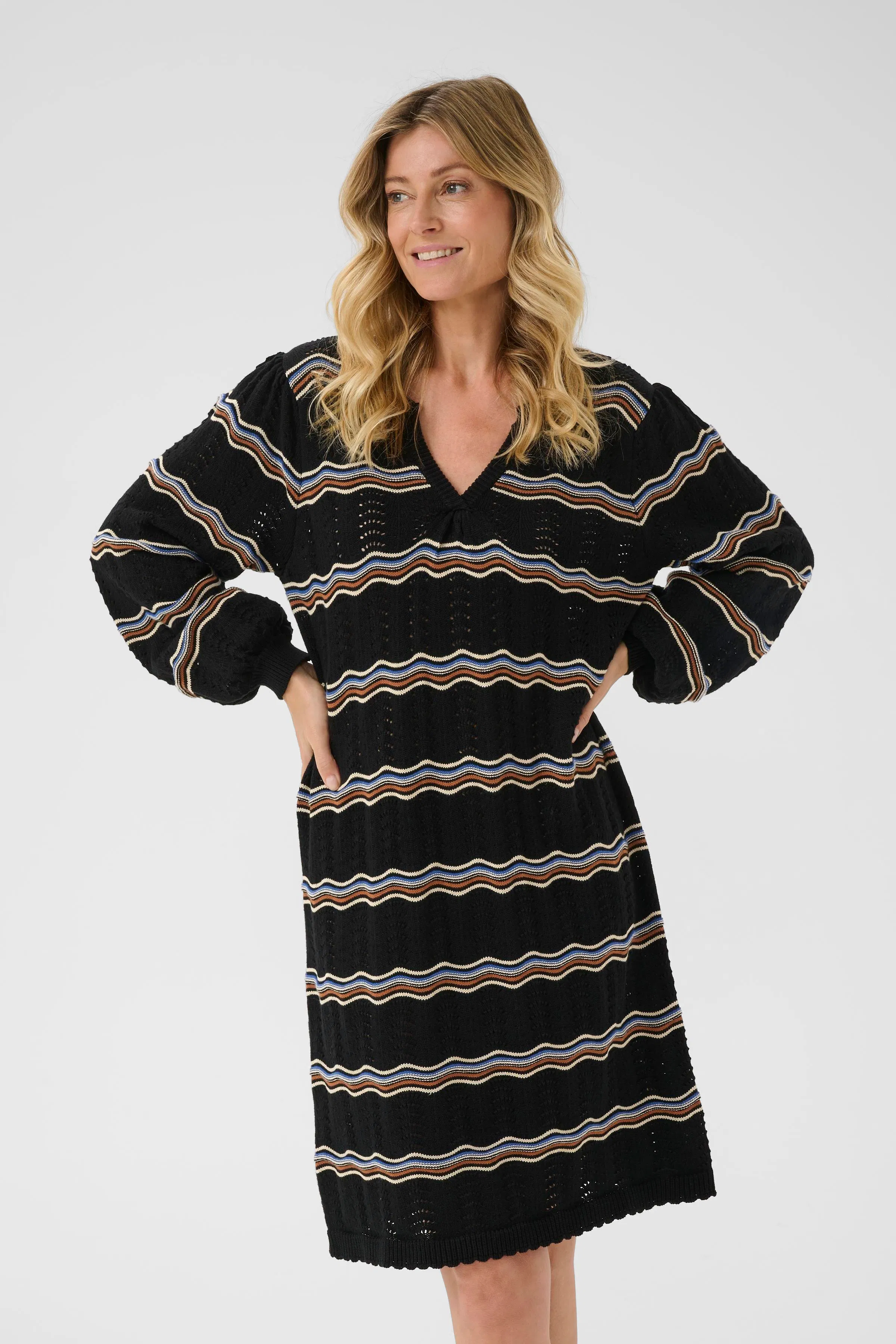 CRWavy Klänning LOOKBOOK FRONT 10614301-108297