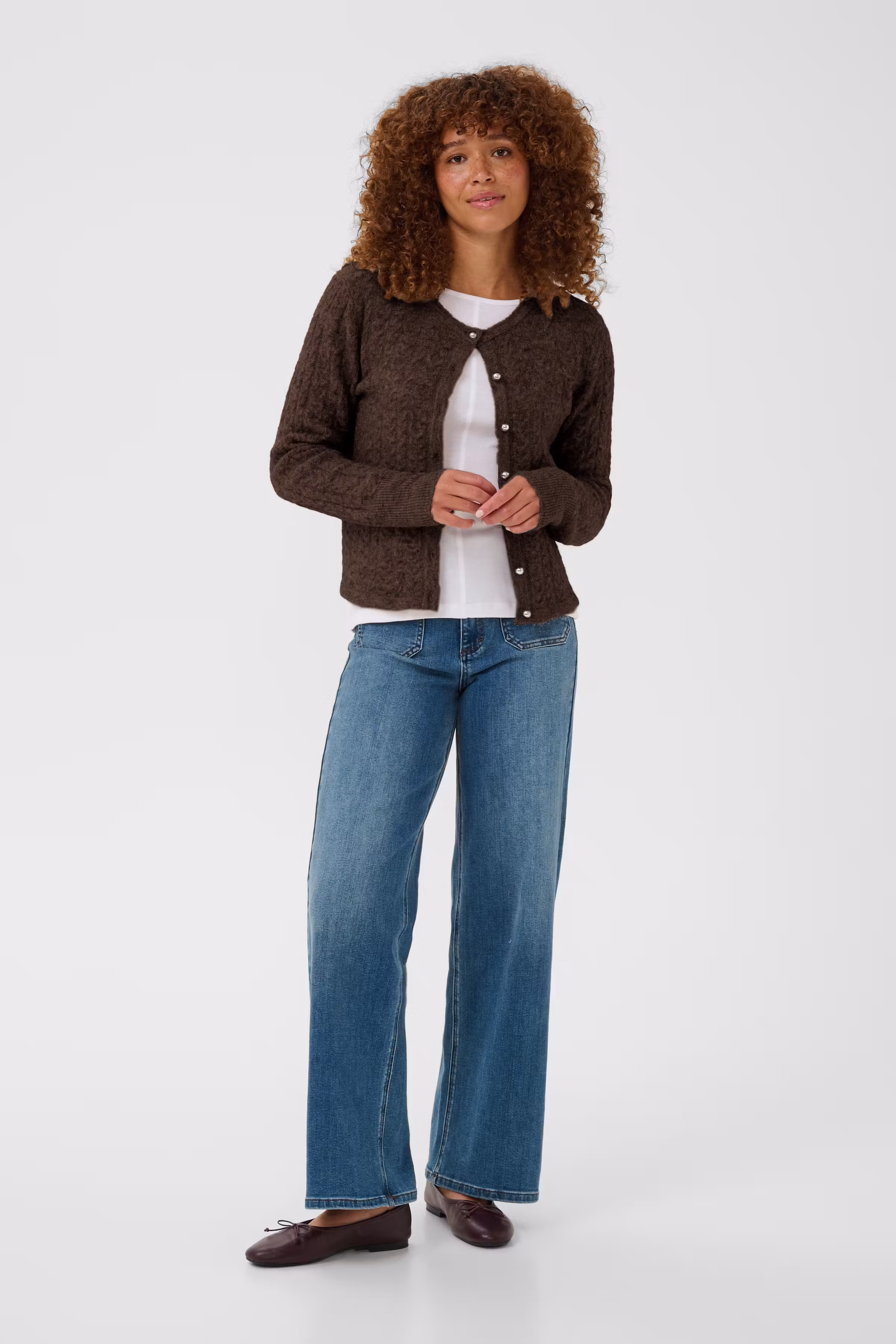 KAmelanie Cardigan LOOKBOOK FRONT 10512196-1909151