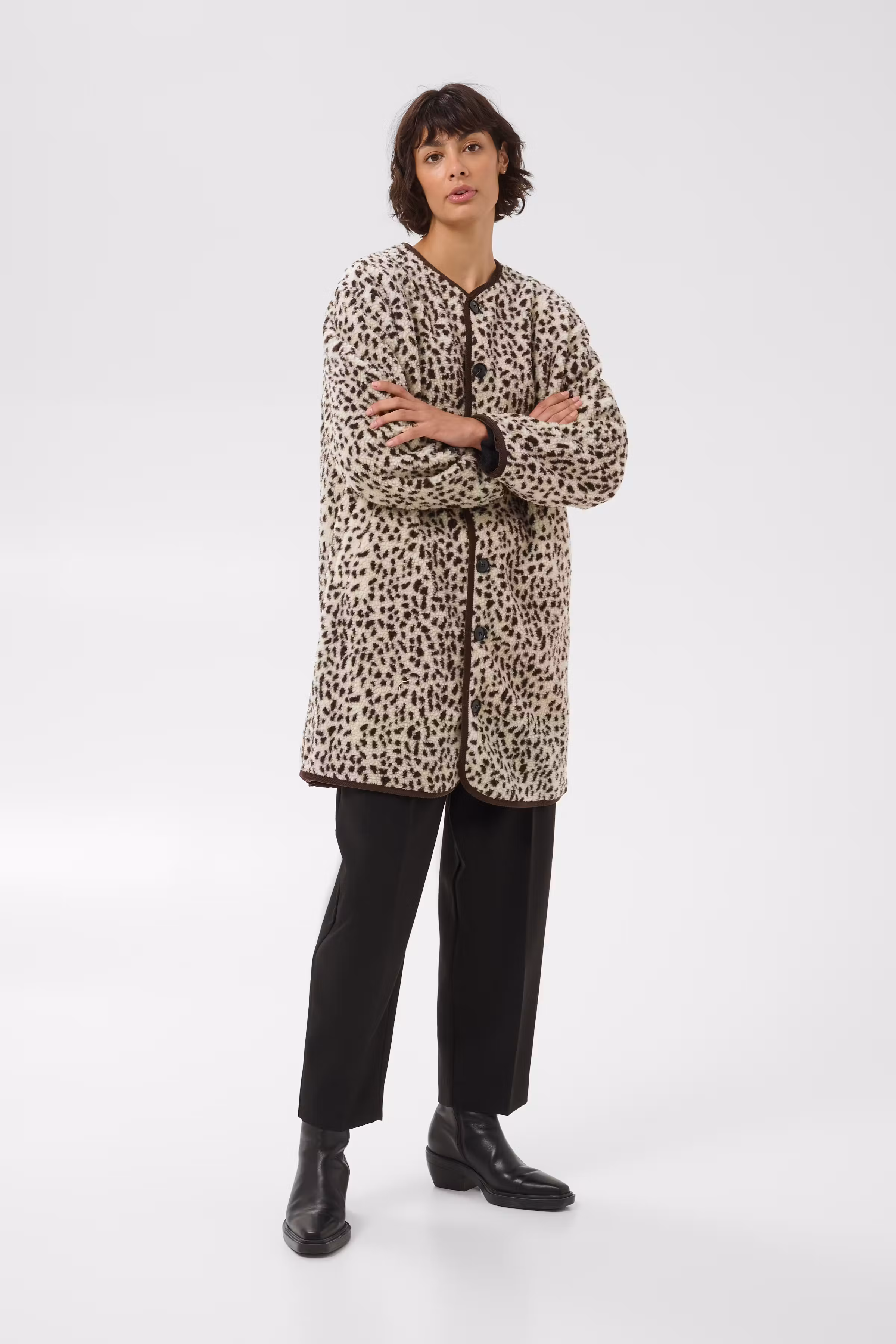 CatyaPW Kåpe LOOKBOOK FRONT 30310631-305034