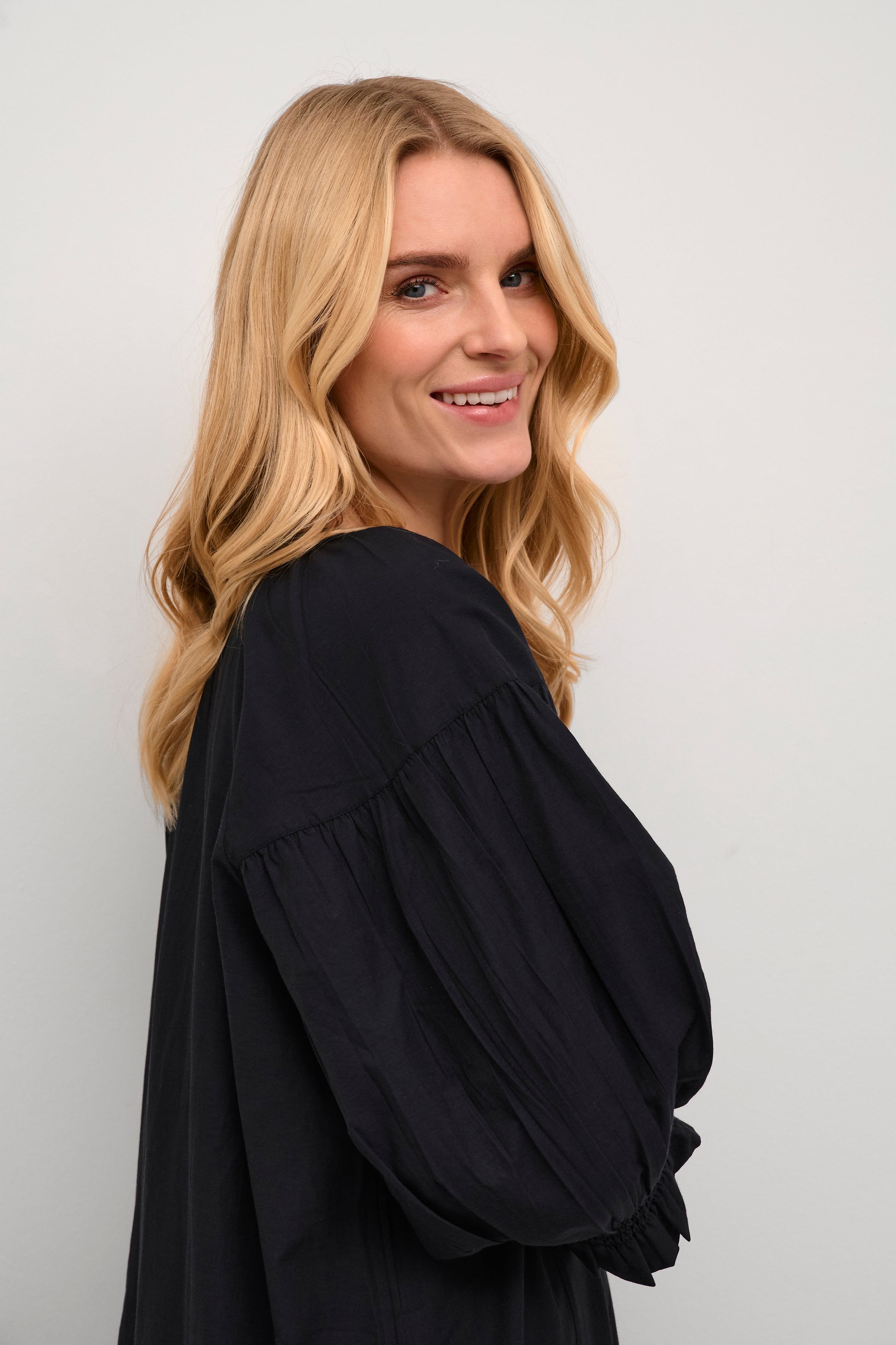 BPatilla Kleid LOOKBOOK DETAIL 10590510-100121B