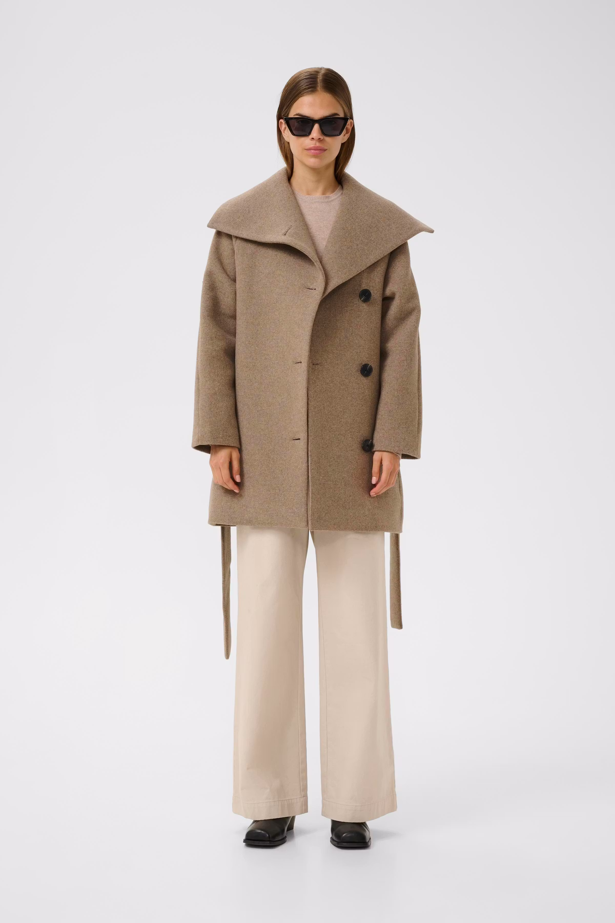 YunahIW Kappa LOOKBOOK FRONT 30110611-1813041