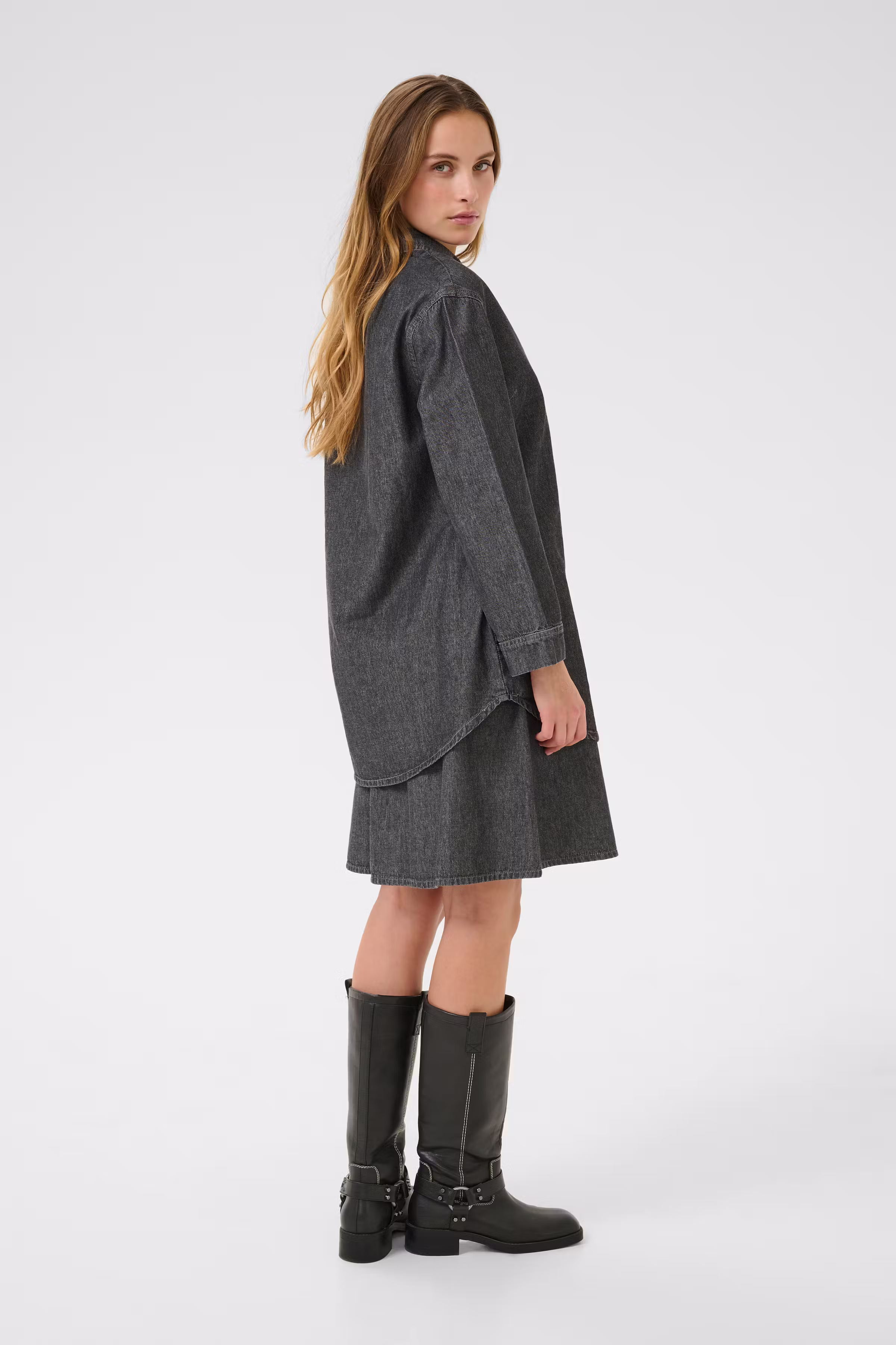 BPalice Tunic LOOKBOOK BACK 10590828-107755B