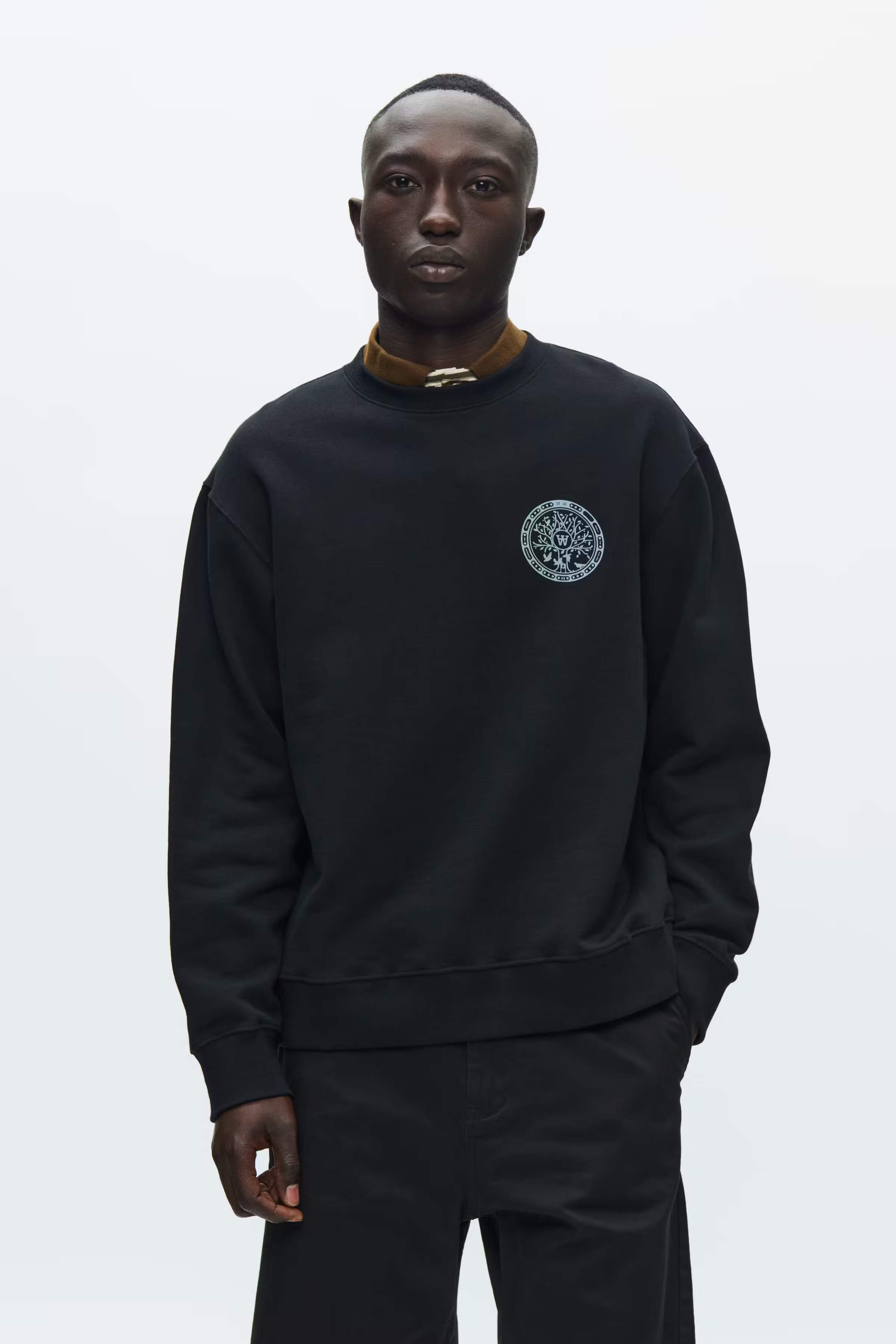 WWJames Sweatshirt LOOKBOOK FRONT 30251871-303700