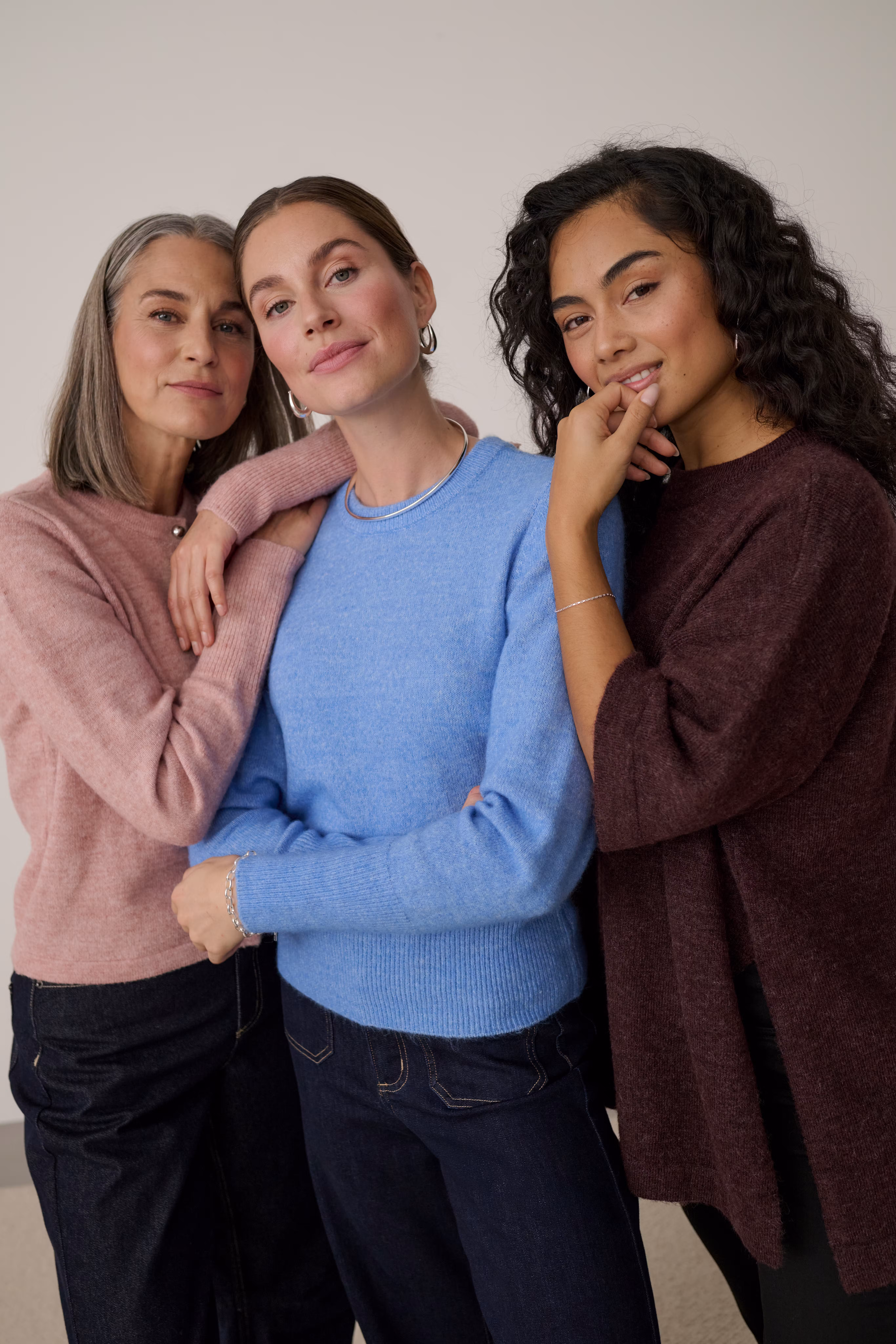 KAniel Cardigan LOCATION NONE 10510481-1516071