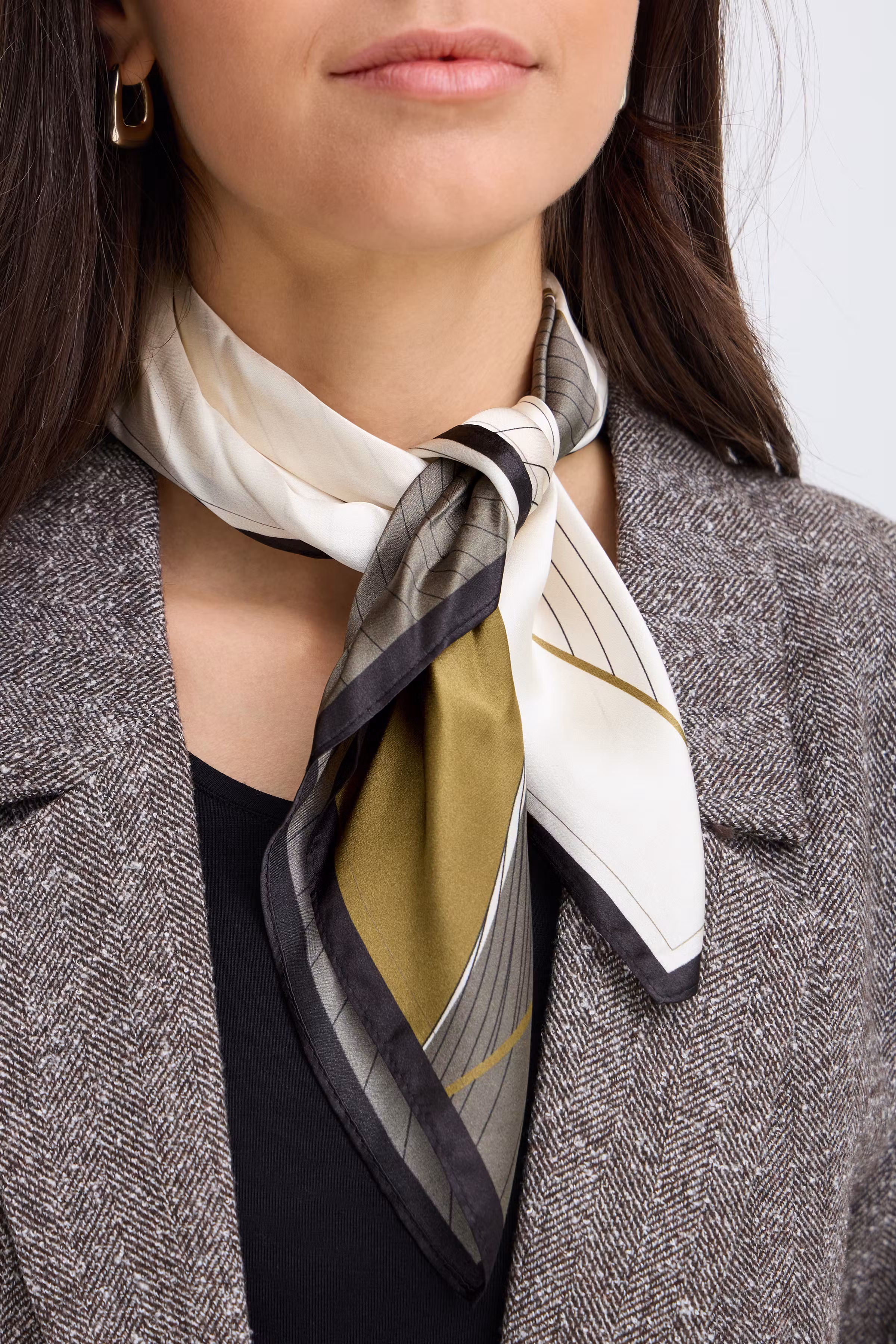 FRSILLA Scarf LOOKBOOK FRONT 20617644-900013327