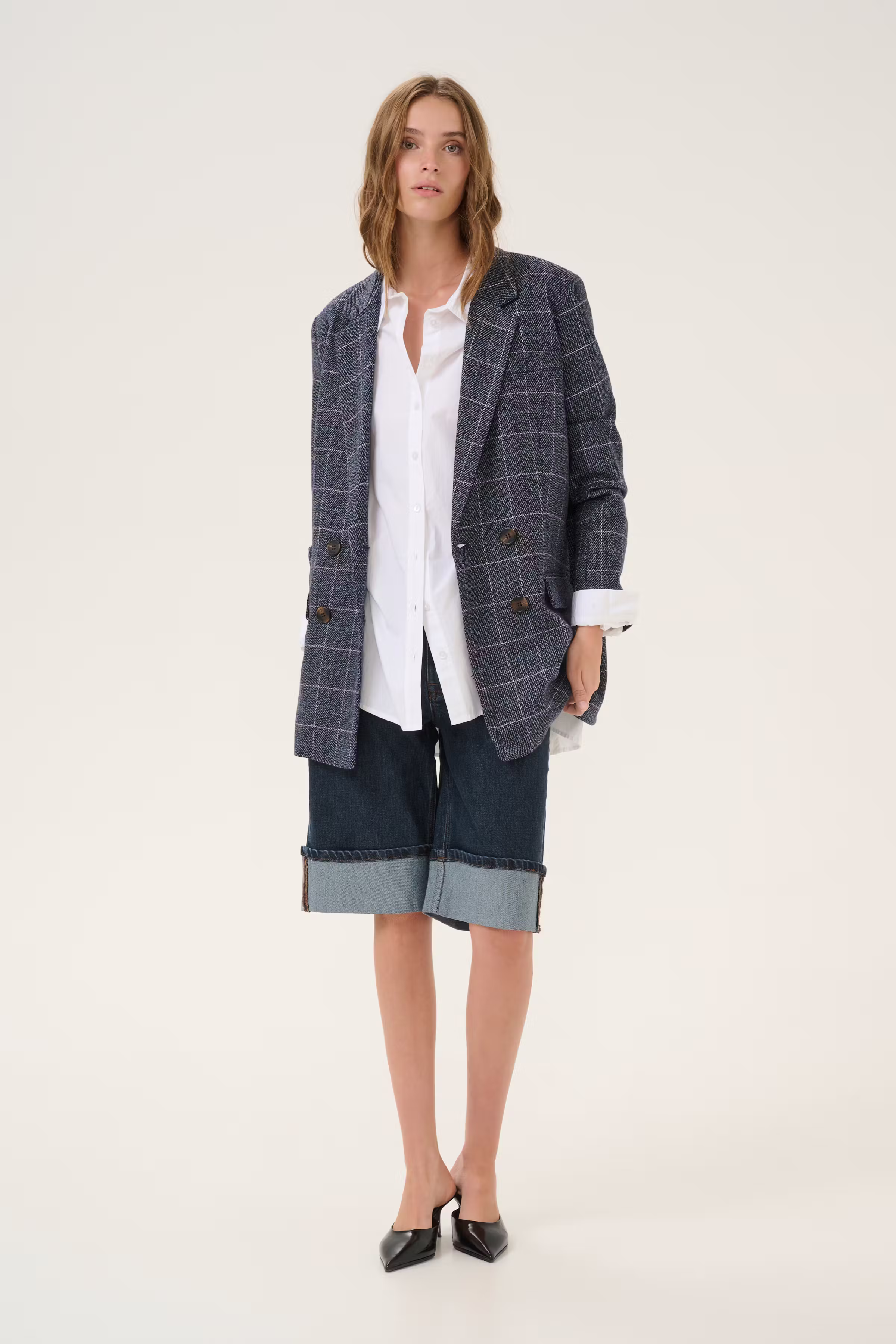 DalviMW Jorts LOOKBOOK FRONT 10705040-100067