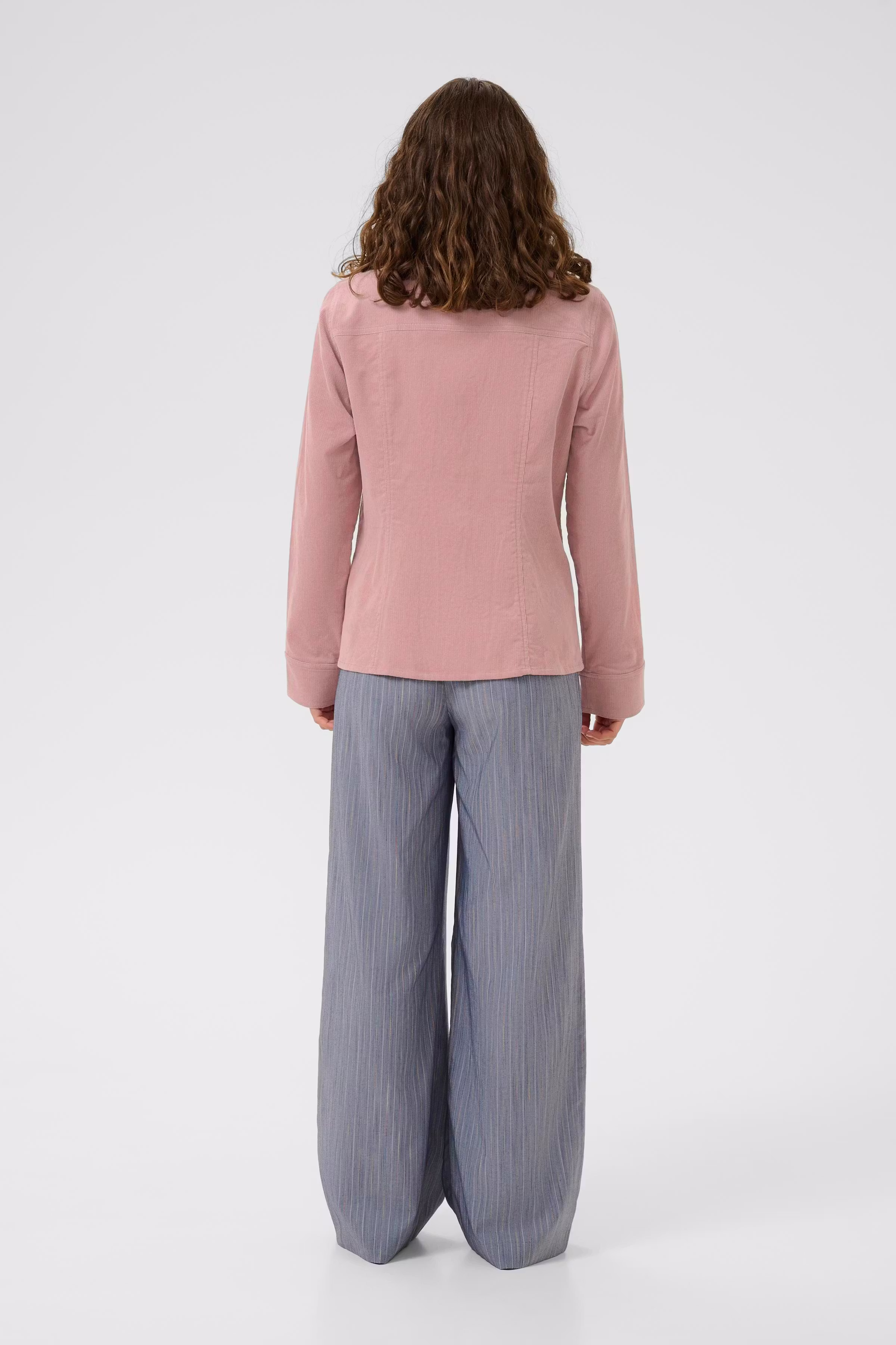 CUbetonia Fløjlsskjorte LOOKBOOK BACK 50112810-161806