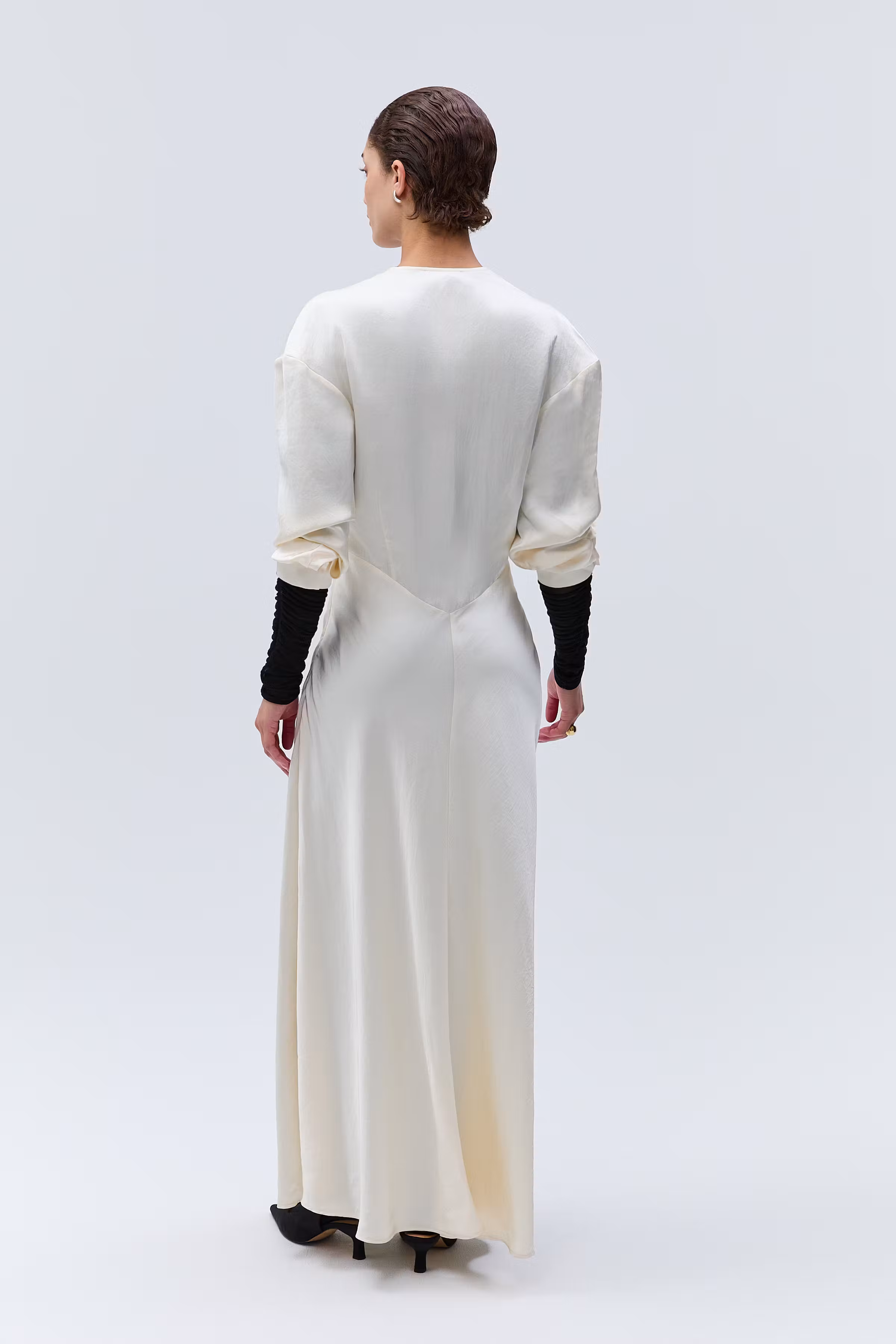 IOOlga Dress LOOKBOOK BACK 30600009-WH011