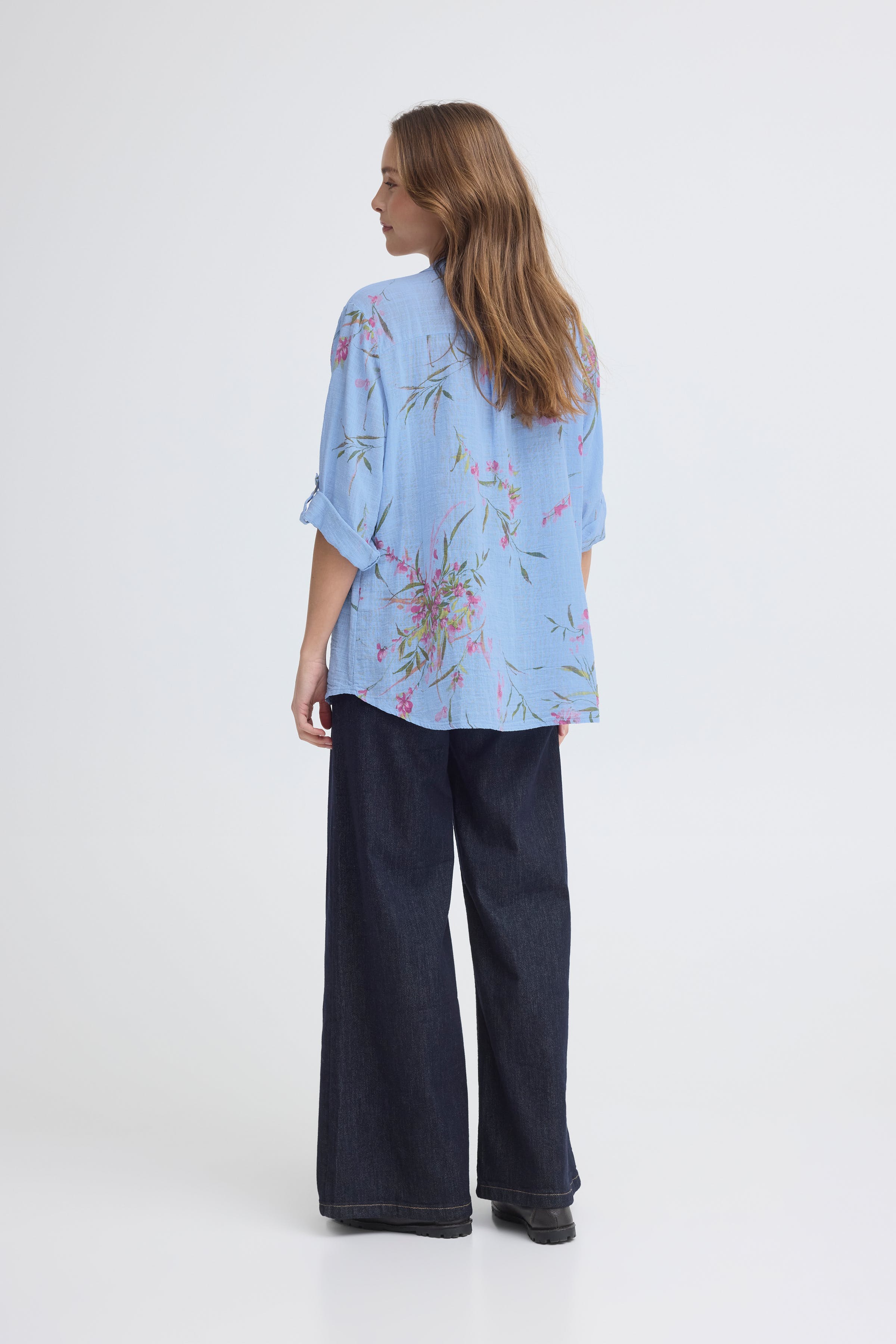SBALEXA Blouse LOOKBOOK BACK 22101172-164029