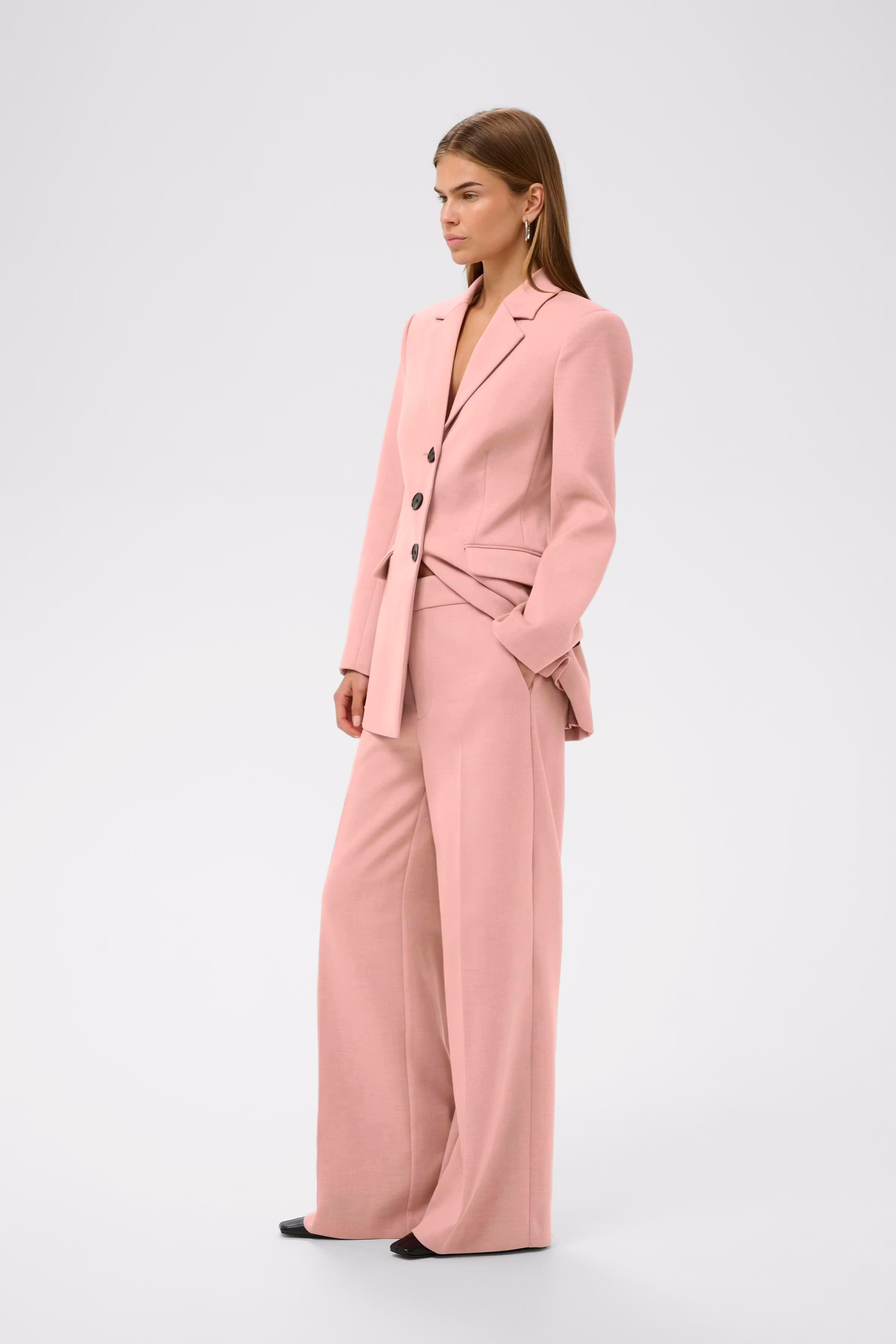 HOLLYNIW Trousers LOOKBOOK FRONT 30112214-1715141