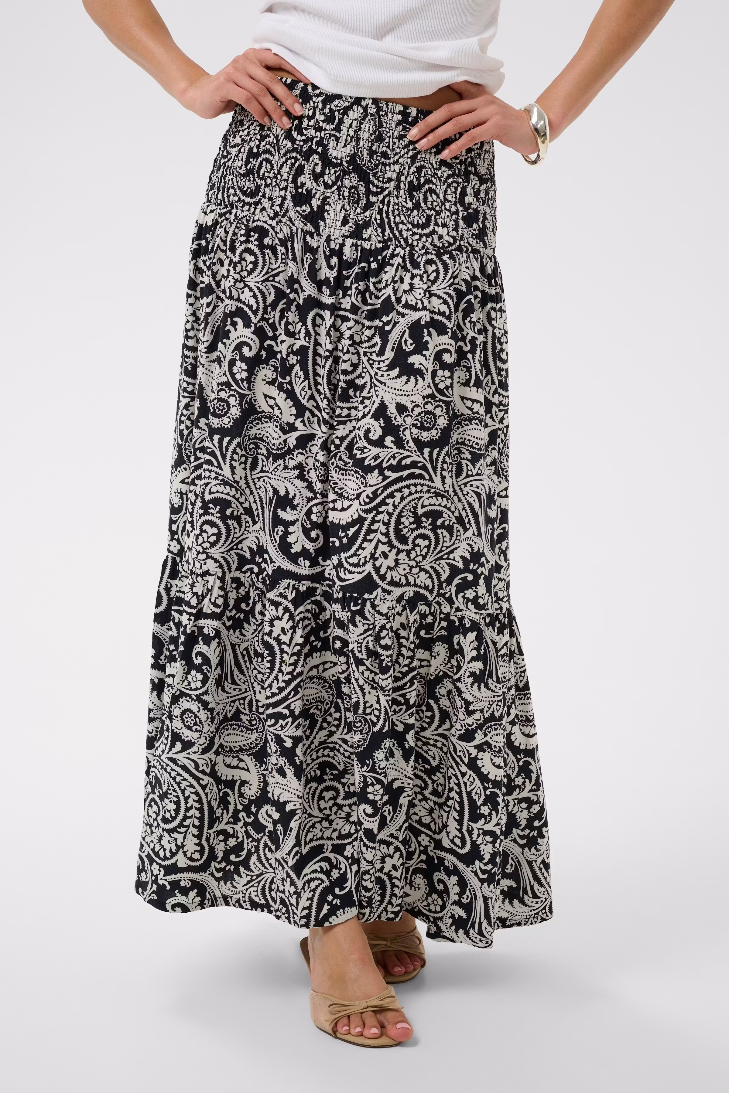 KAmaxi Skjørt LOOKBOOK FRONT 10508816-109289