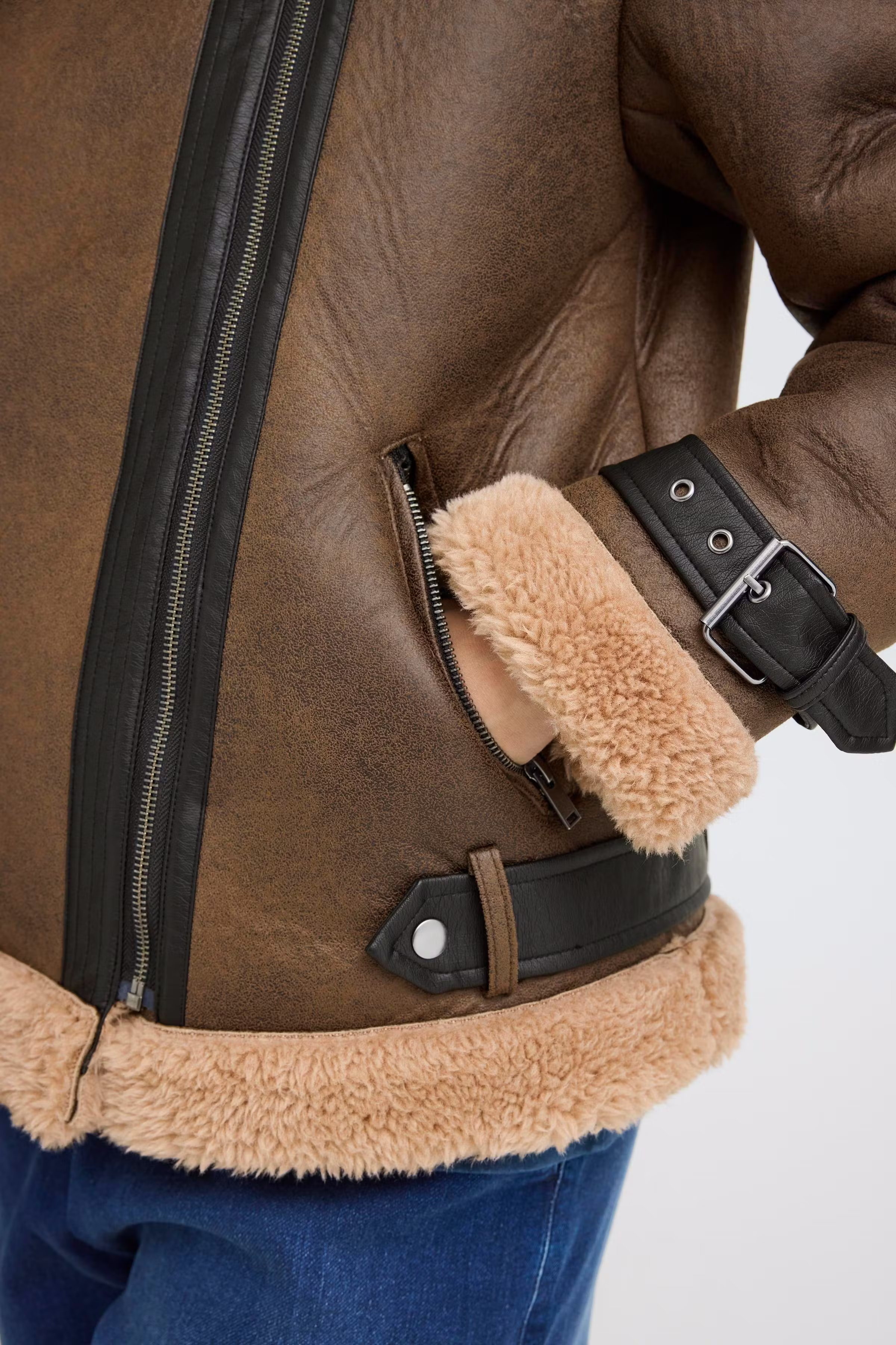 PZHALLY Oberbekleidung LOOKBOOK DETAIL 50209103-181027