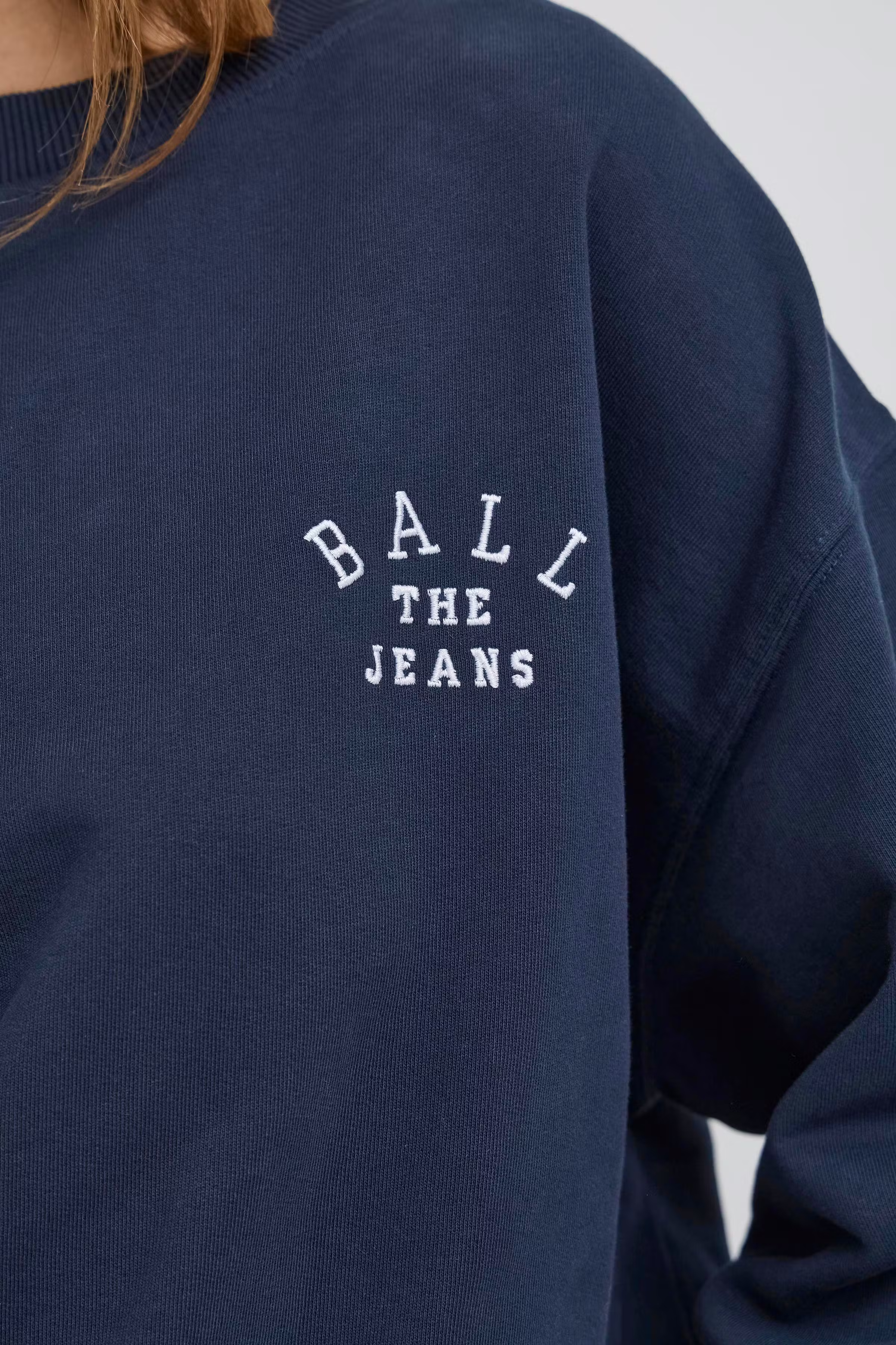 BASAVONA Sweatshirt LOOKBOOK DETAIL 50405151-193922