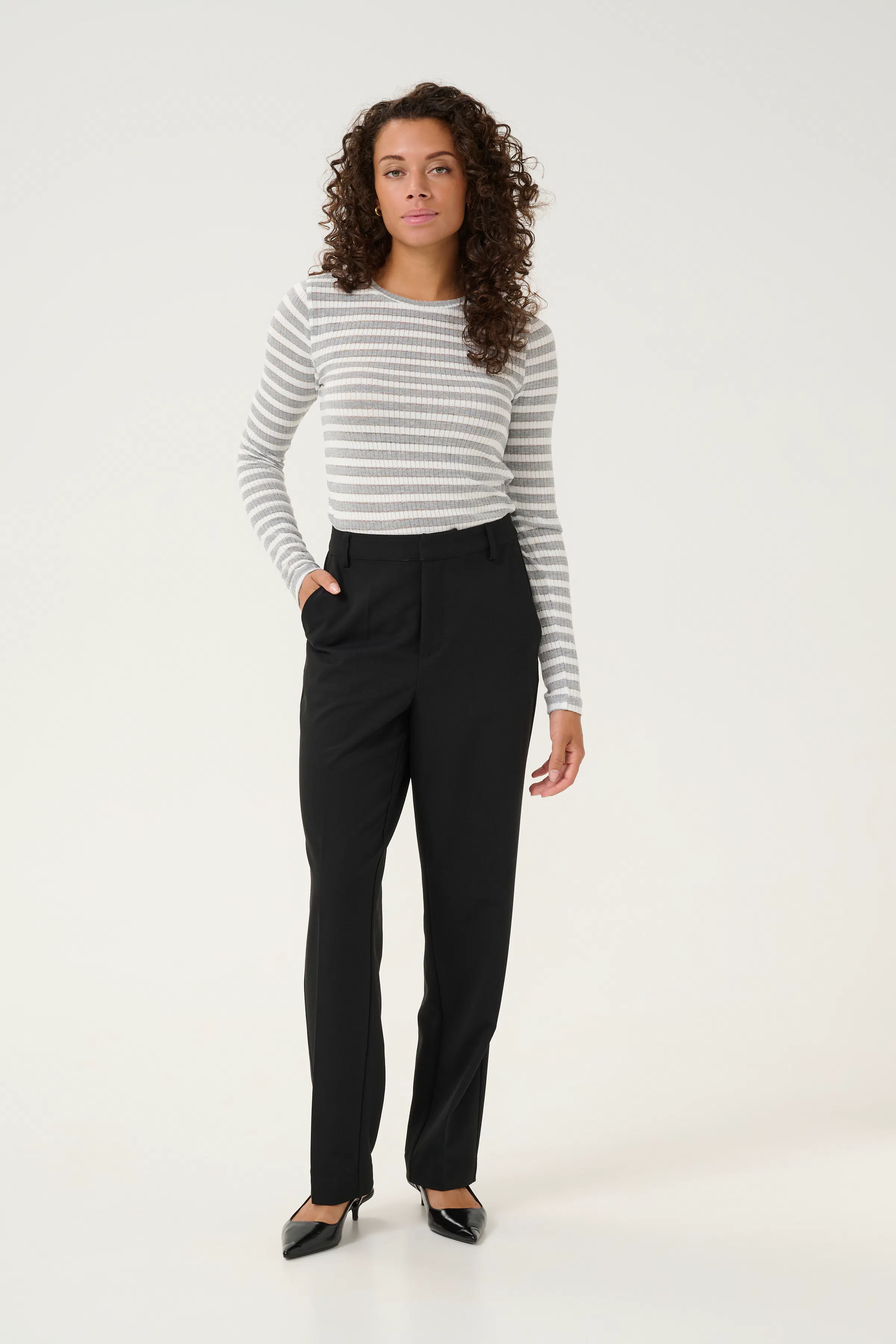KAhanne T-shirt LOOKBOOK FRONT 10510249-107816