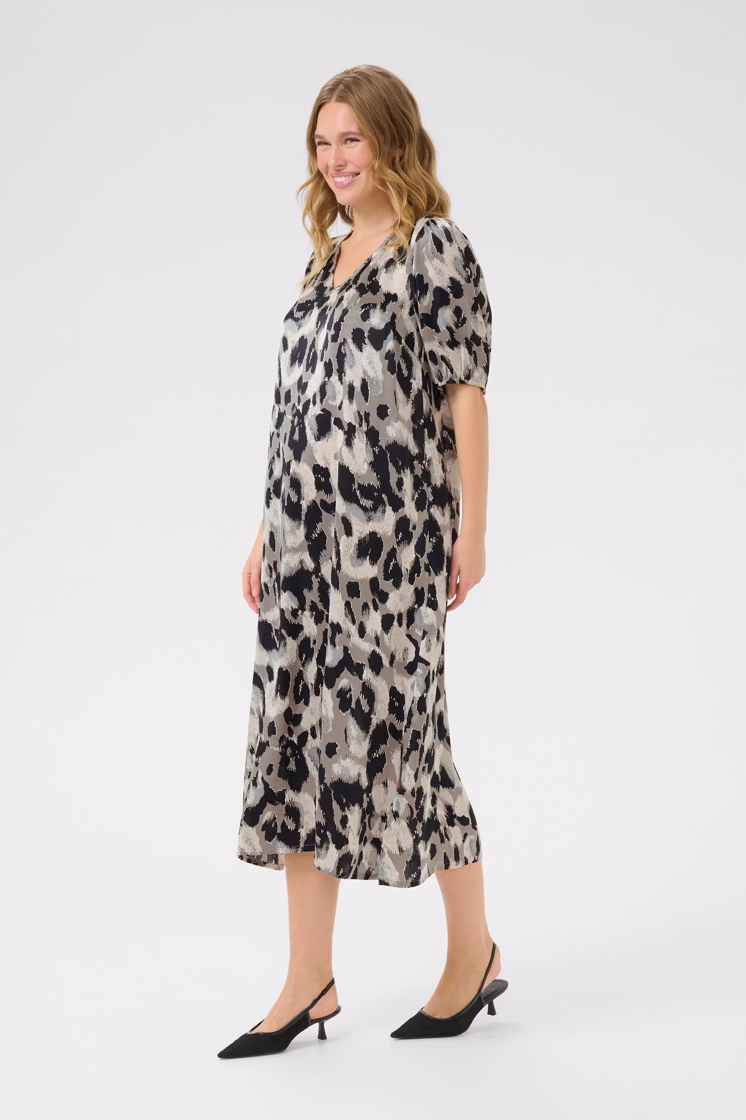 BPaddison Kleid LOOKBOOK FRONT 10590868-107599B