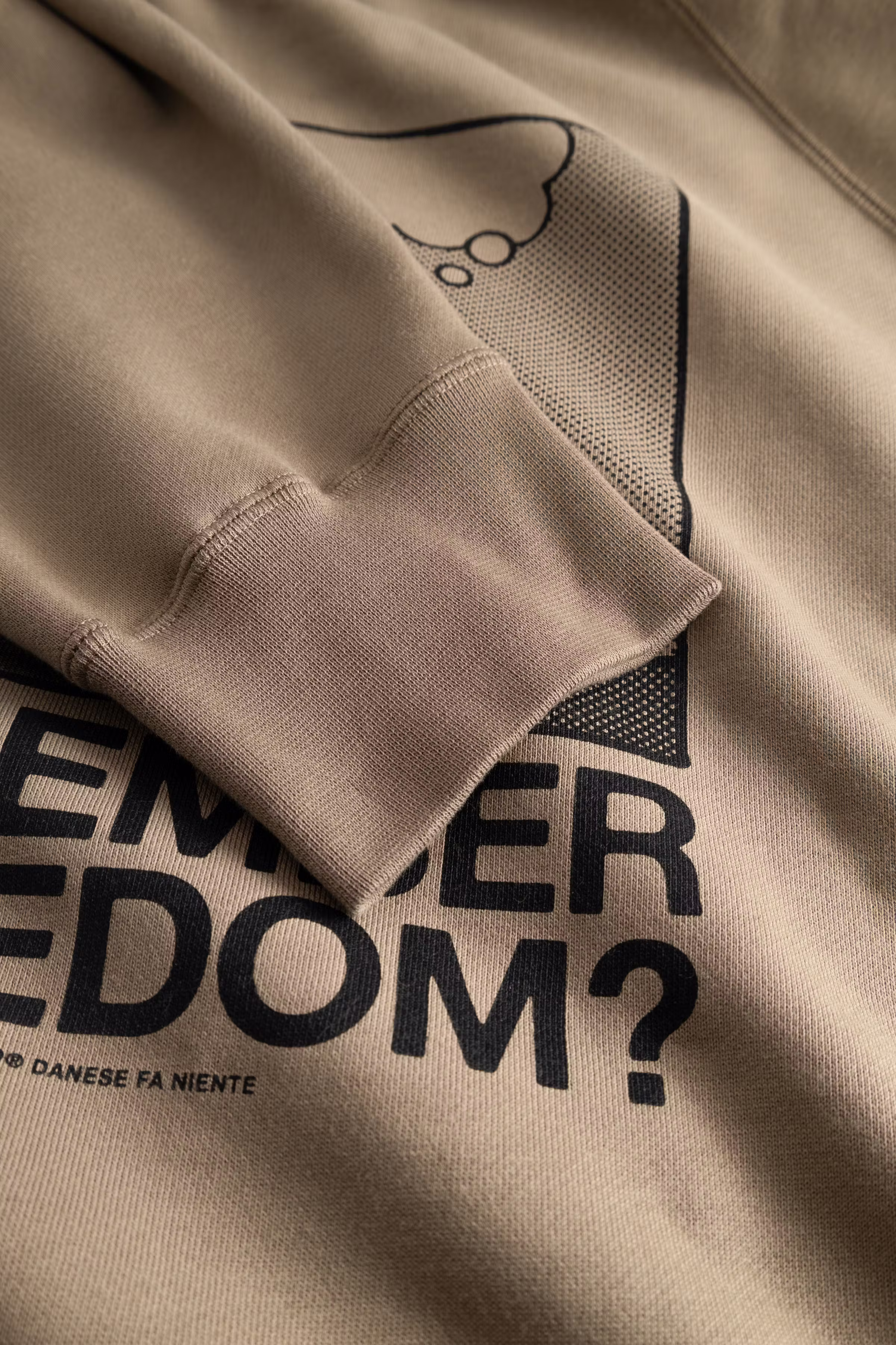WWFred Sweatshirt PACK DETAIL 30250239-W2536