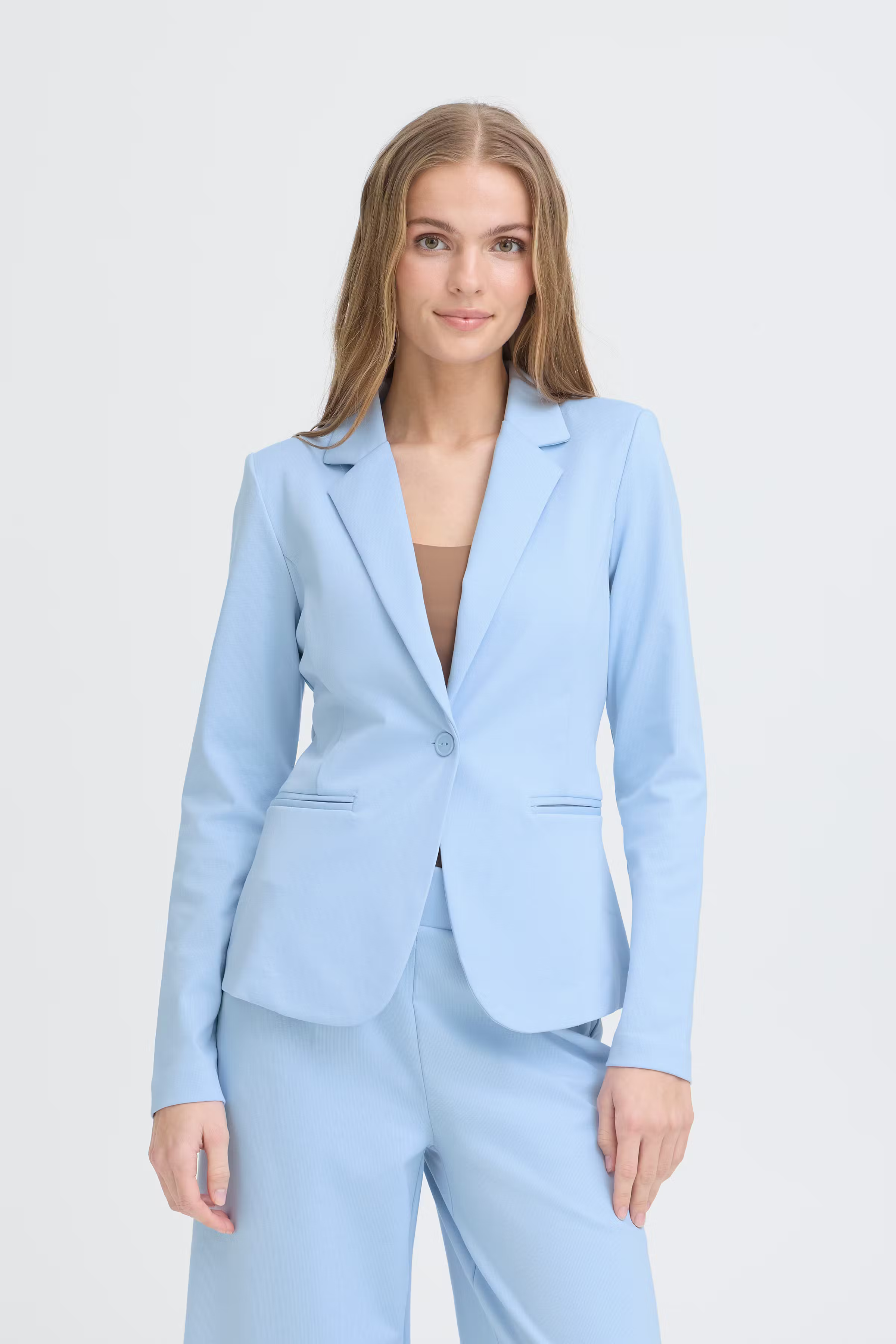 IHKATE Blazer LOOKBOOK FRONT 20101801-144214