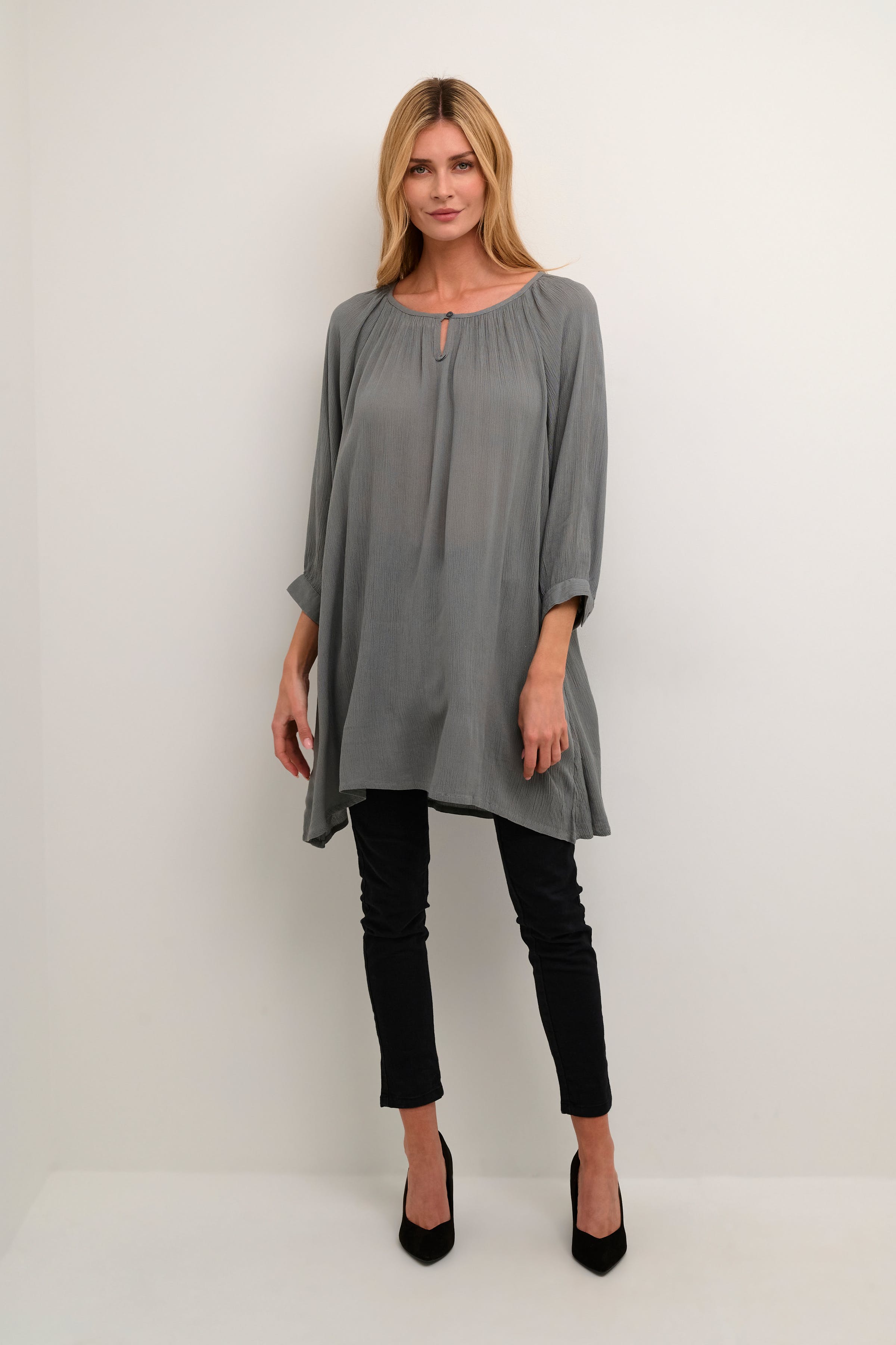 Amber Tunika LOOKBOOK FRONT 501030-50022