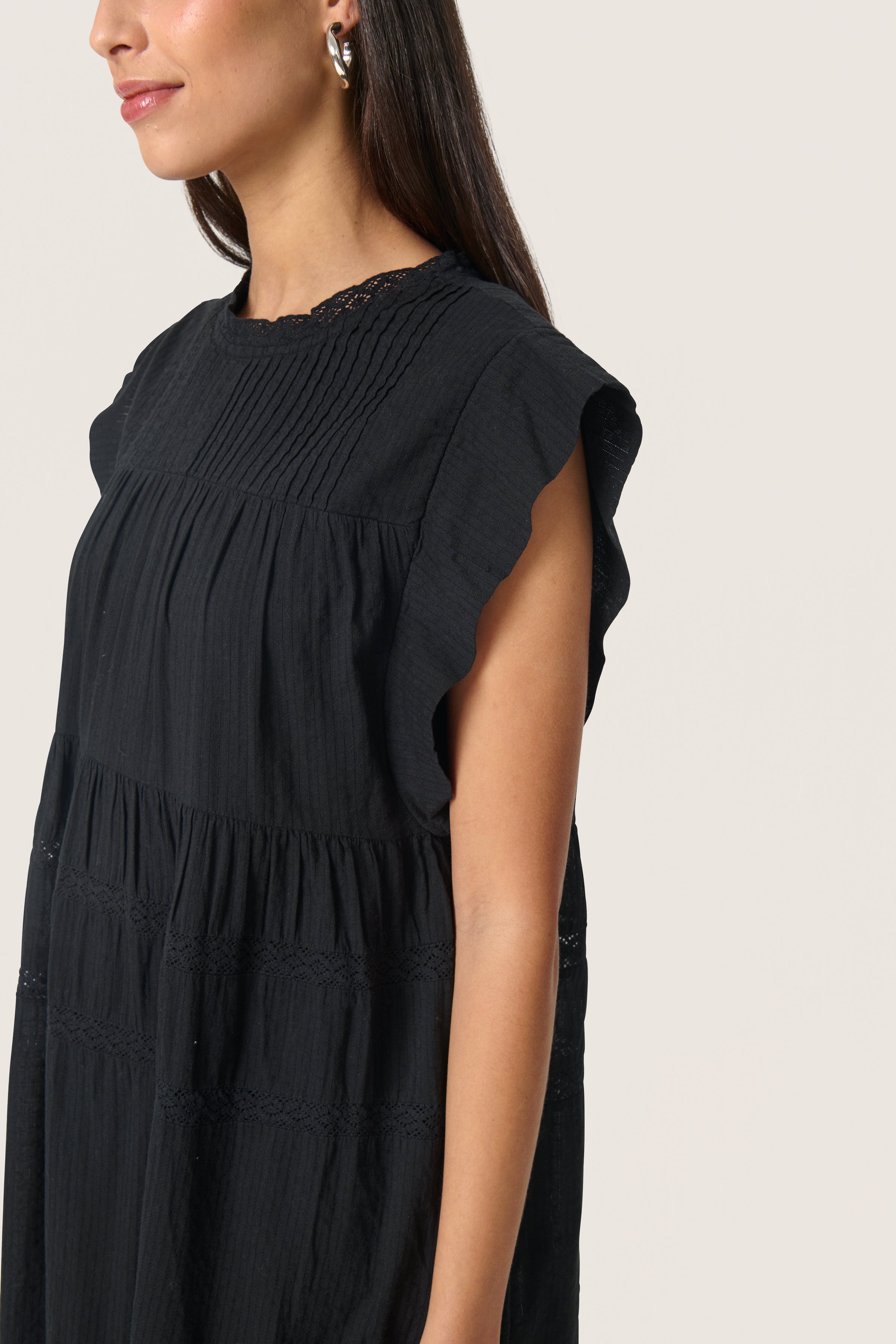 SLAmona Dress LOOKBOOK DETAIL 30408222-194008