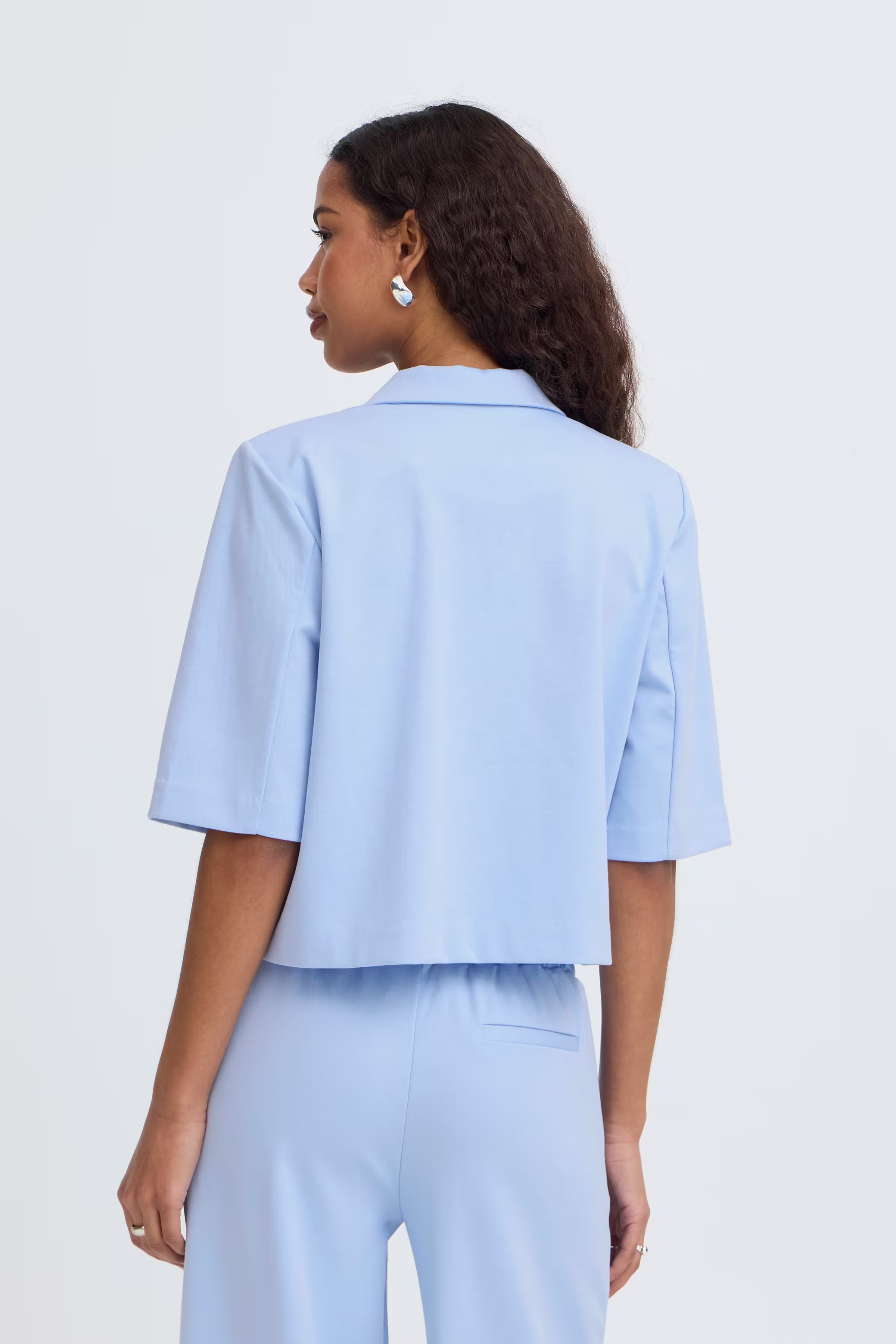 IHKATE CROPPED Blazer LOOKBOOK BACK 20123679-144214