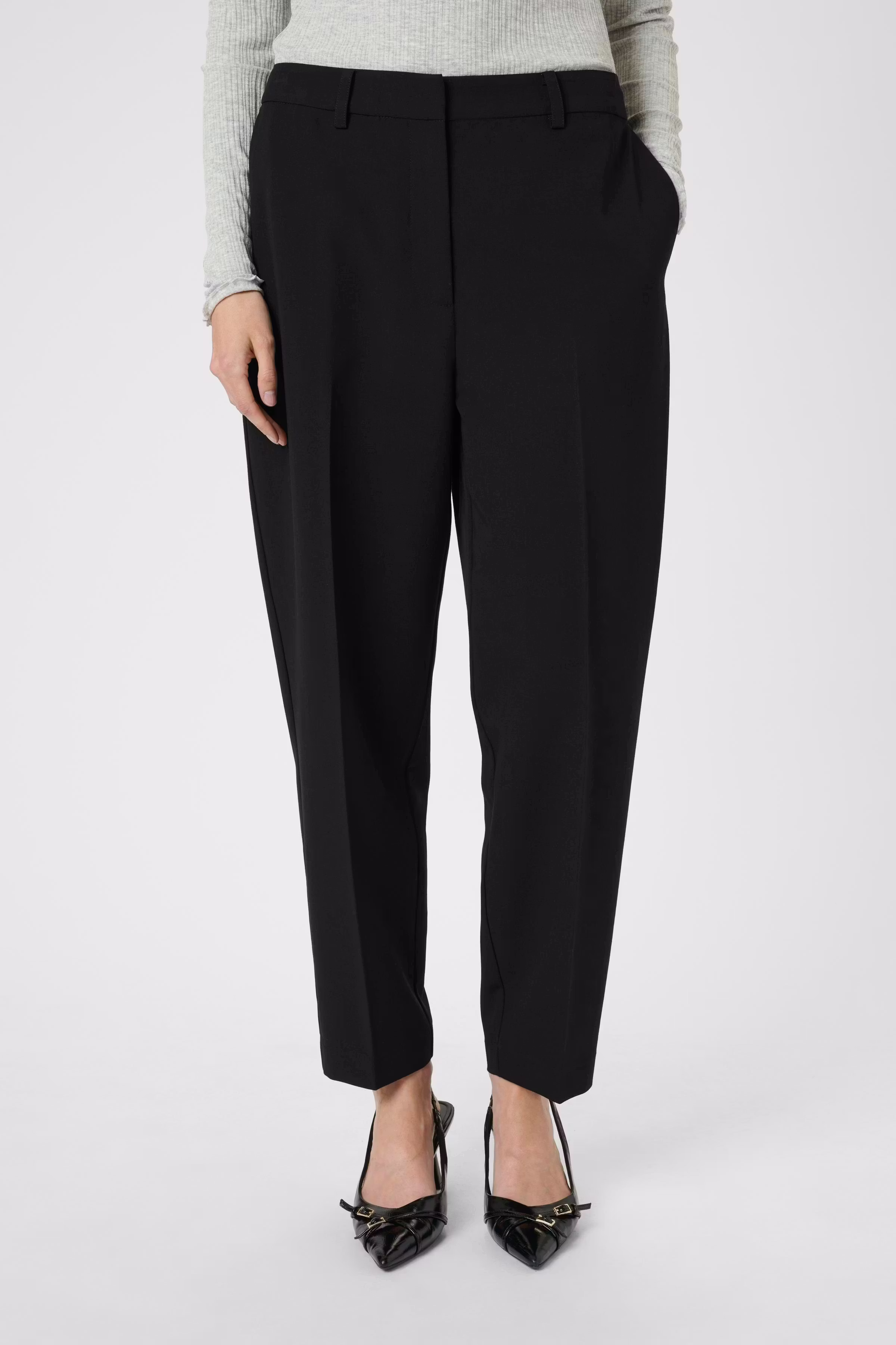 KBRo Hose LOOKBOOK FRONT 10105813-194008