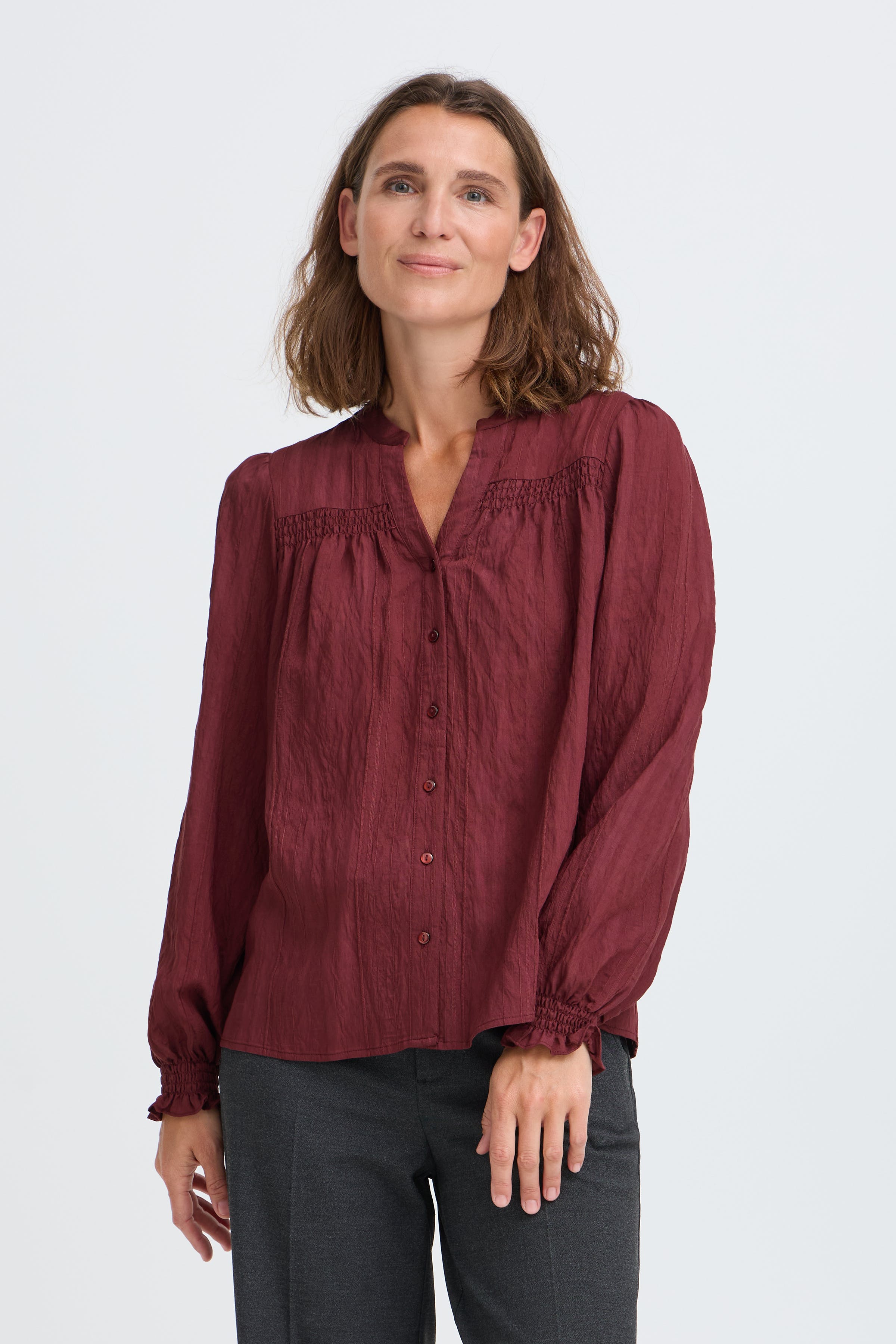 PZESMEE Skjorte LOOKBOOK FRONT 50210740-191627