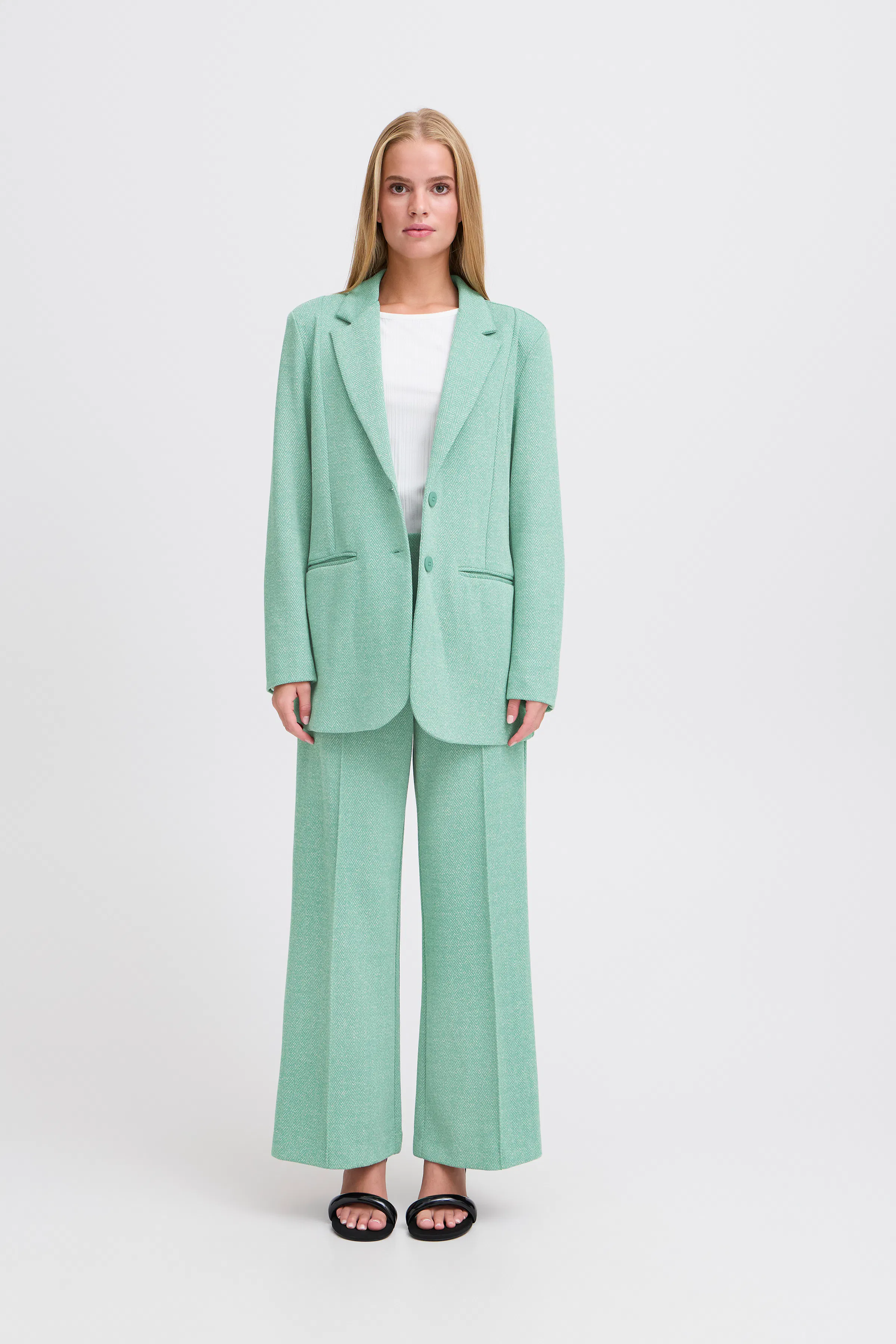 IHKATE JACQUARD OVERSIZE Blazer LOOKBOOK FRONT 20121605-204260
