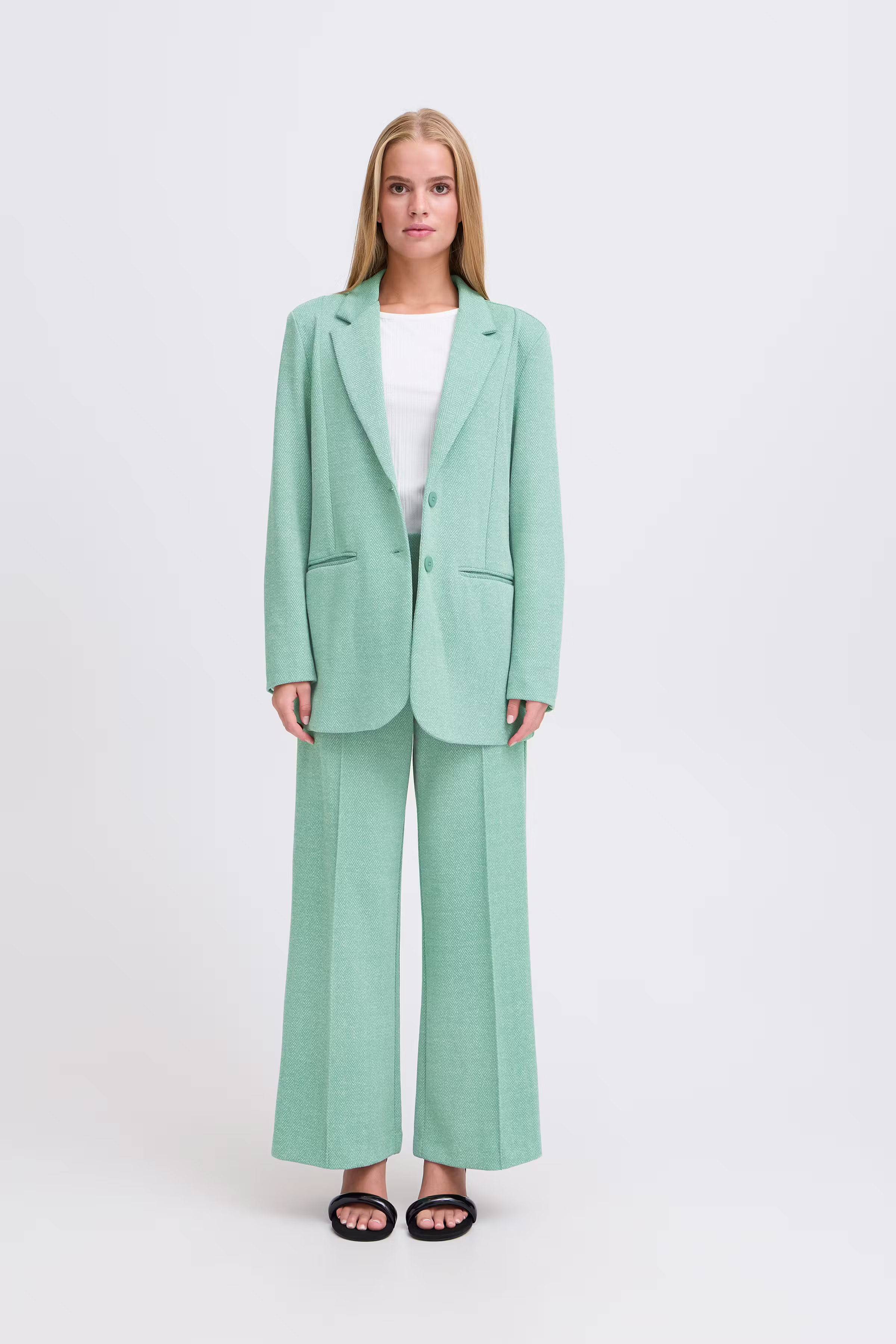 IHKATE JACQUARD OVERSIZE Blazer LOOKBOOK FRONT 20121605-204260