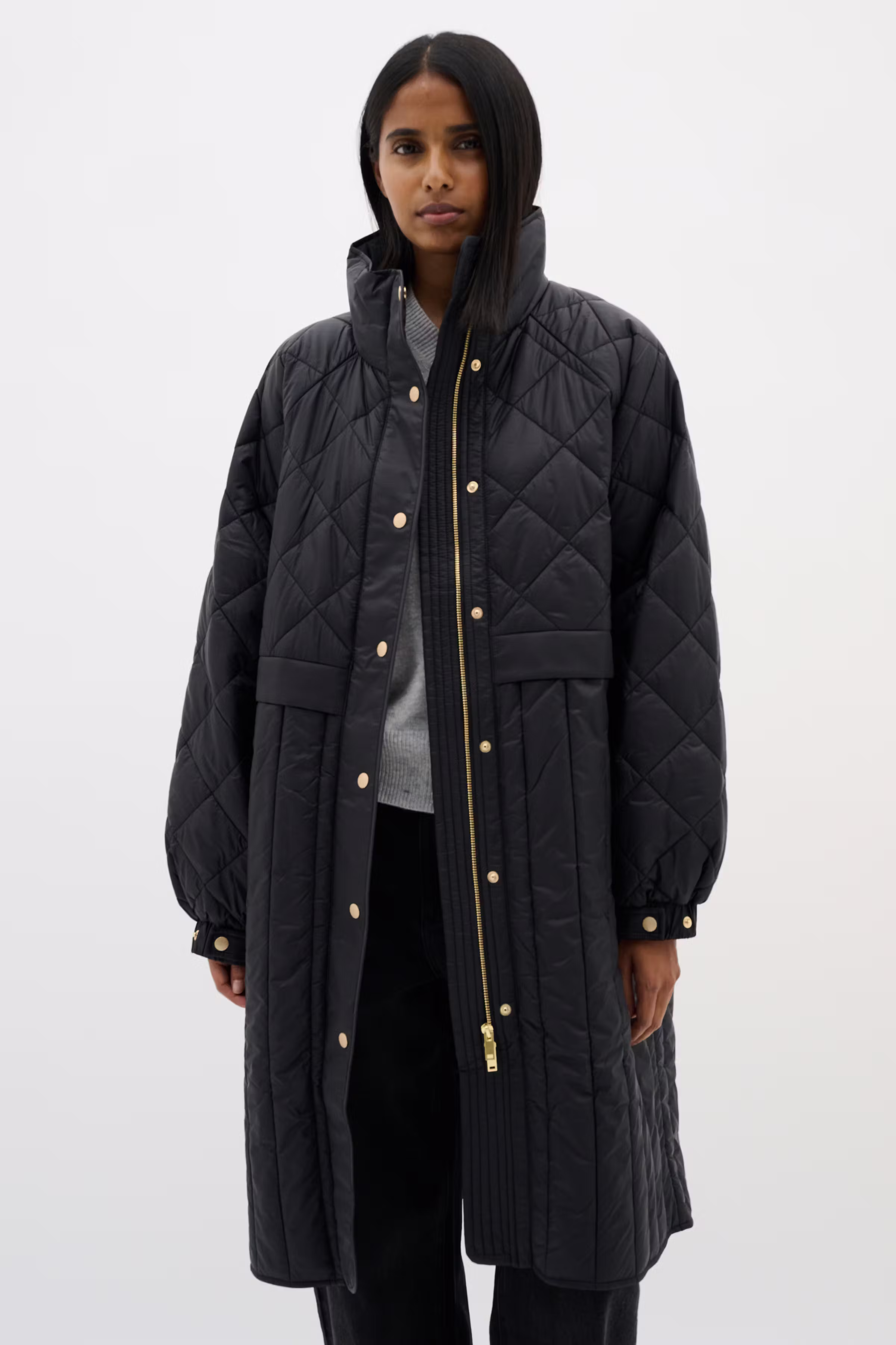 KarmelIW Mantel LOOKBOOK FRONT 30110660-194008