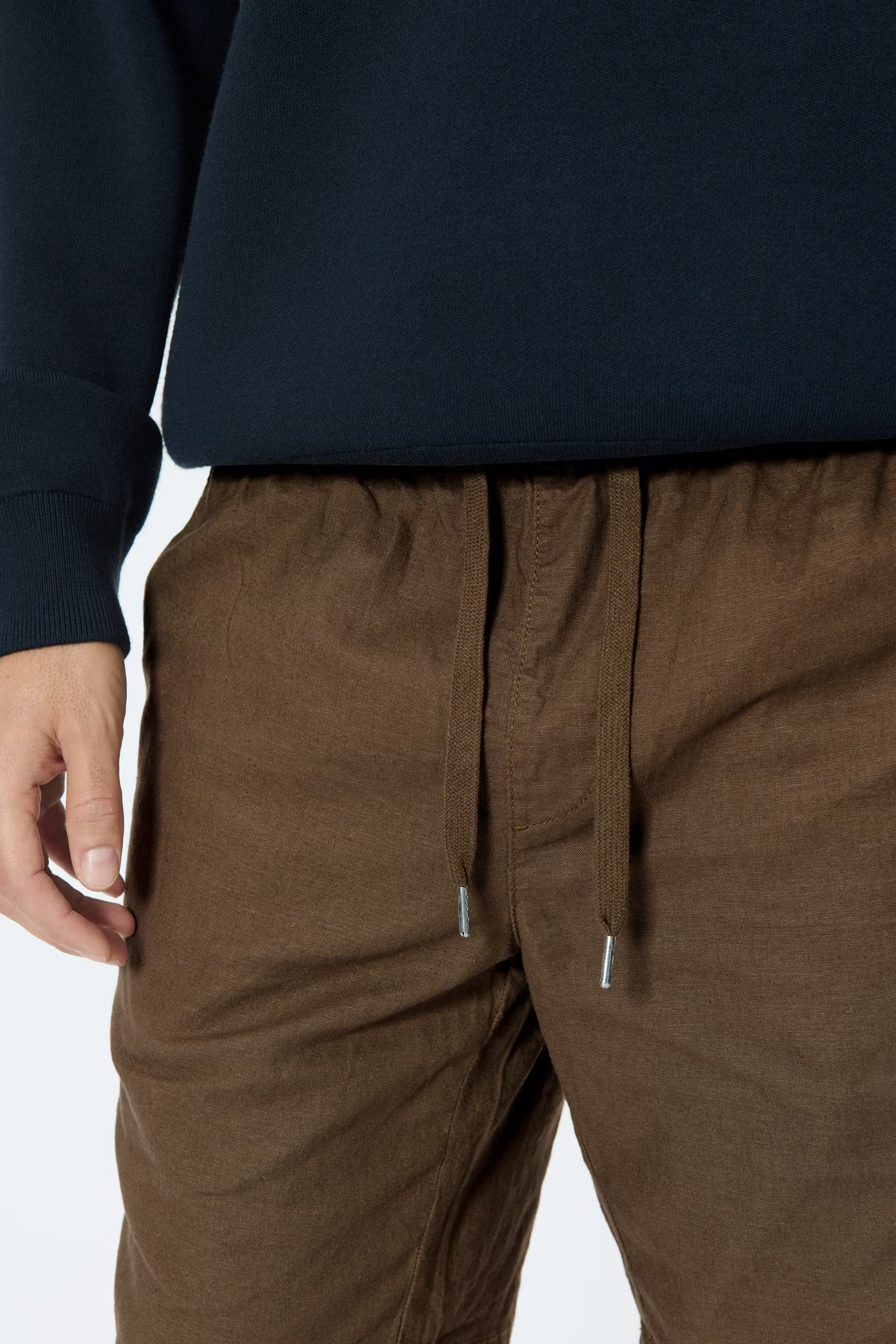 MAbarton linen shorts LOOKBOOK DETAIL 30206032-190820