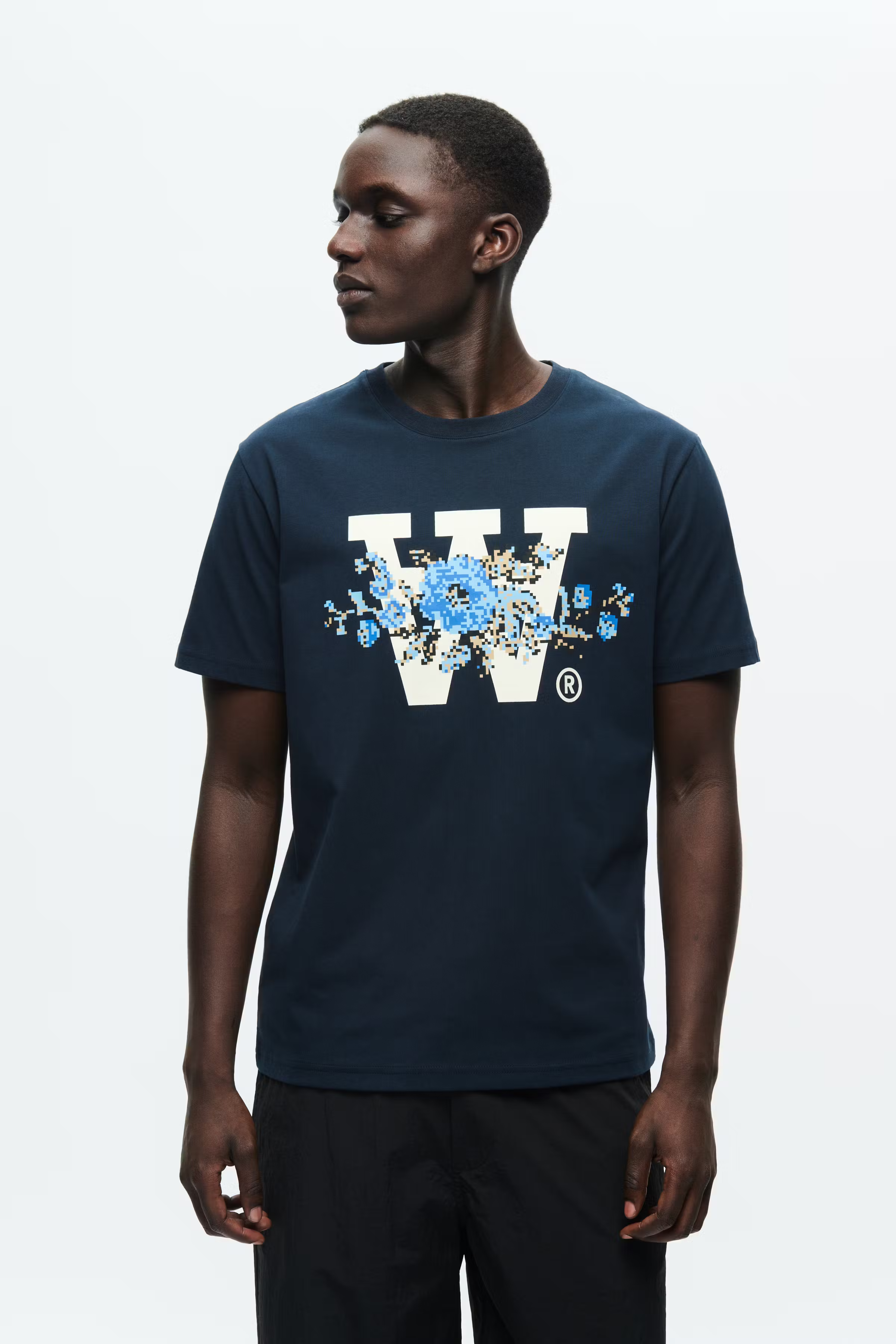 WWAce T-shirt LOOKBOOK FRONT 30251446-194011