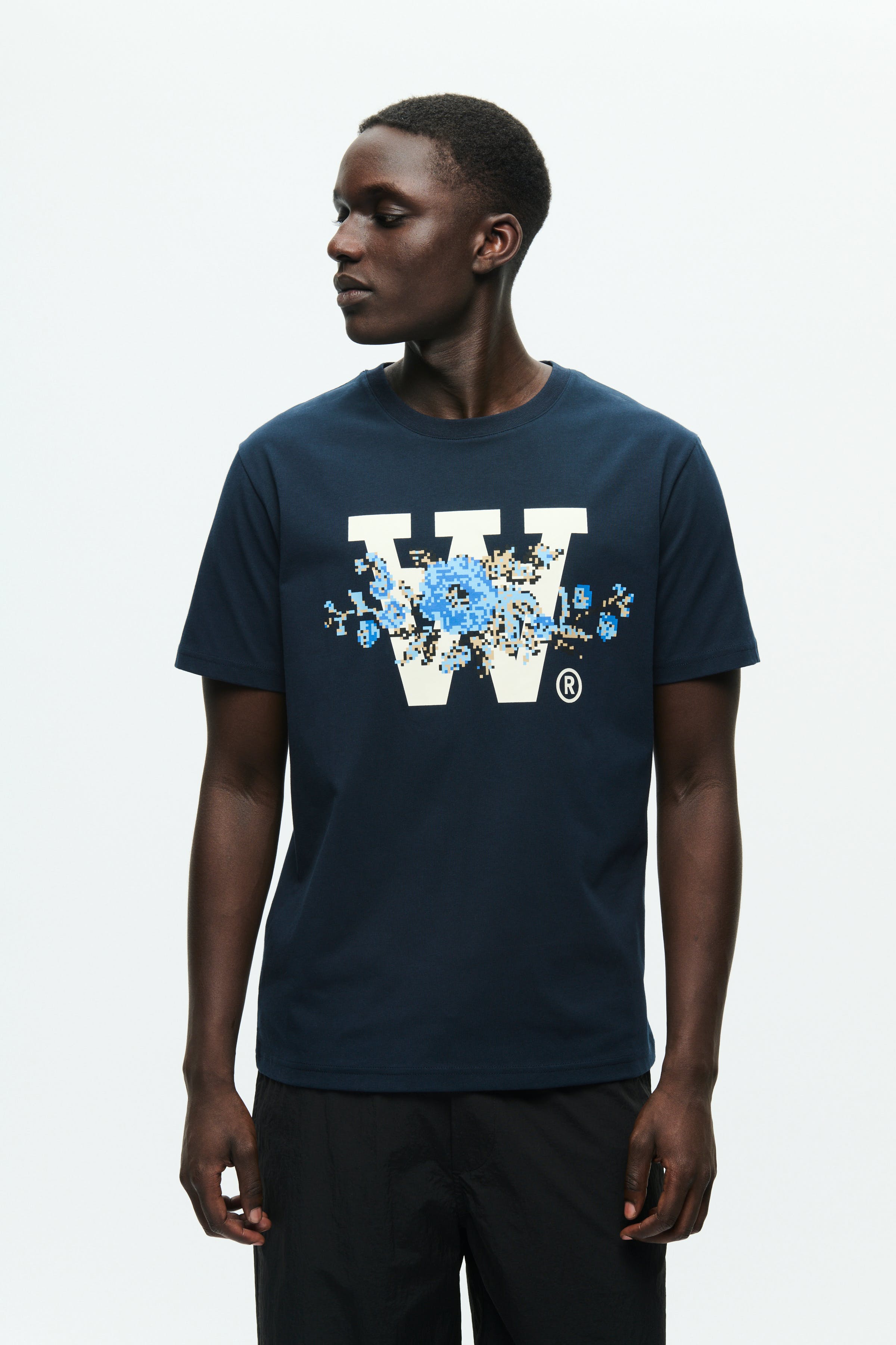 WWAce T-shirt LOOKBOOK FRONT 30251446-194011