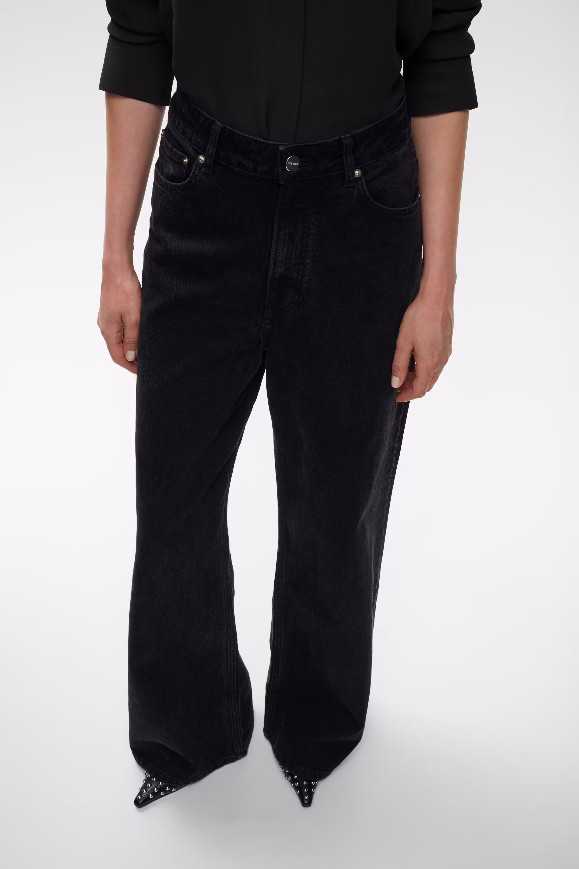 IOPura Jeans LOOKBOOK FRONT 30600162-BK999