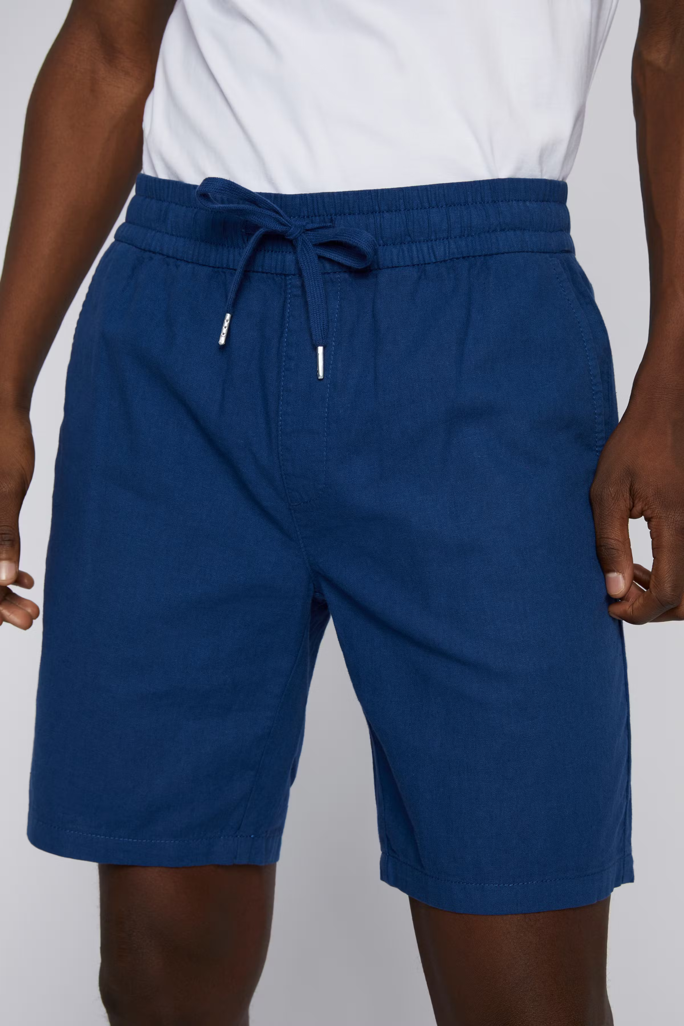 MAbarton linen shorts LOOKBOOK DETAIL 30206032-194029