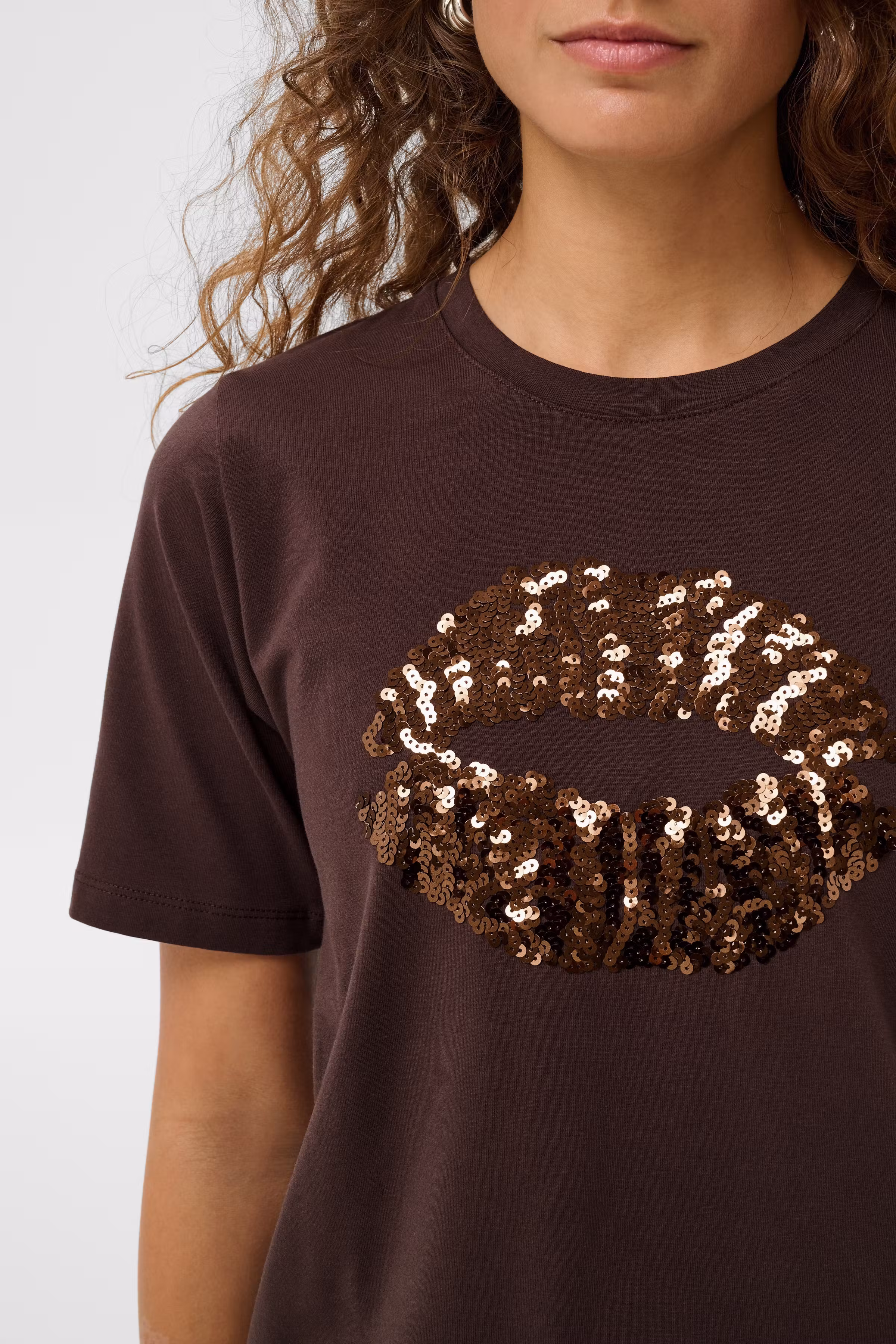 CUBREE T-shirt LOOKBOOK DETAIL 50114105-190915