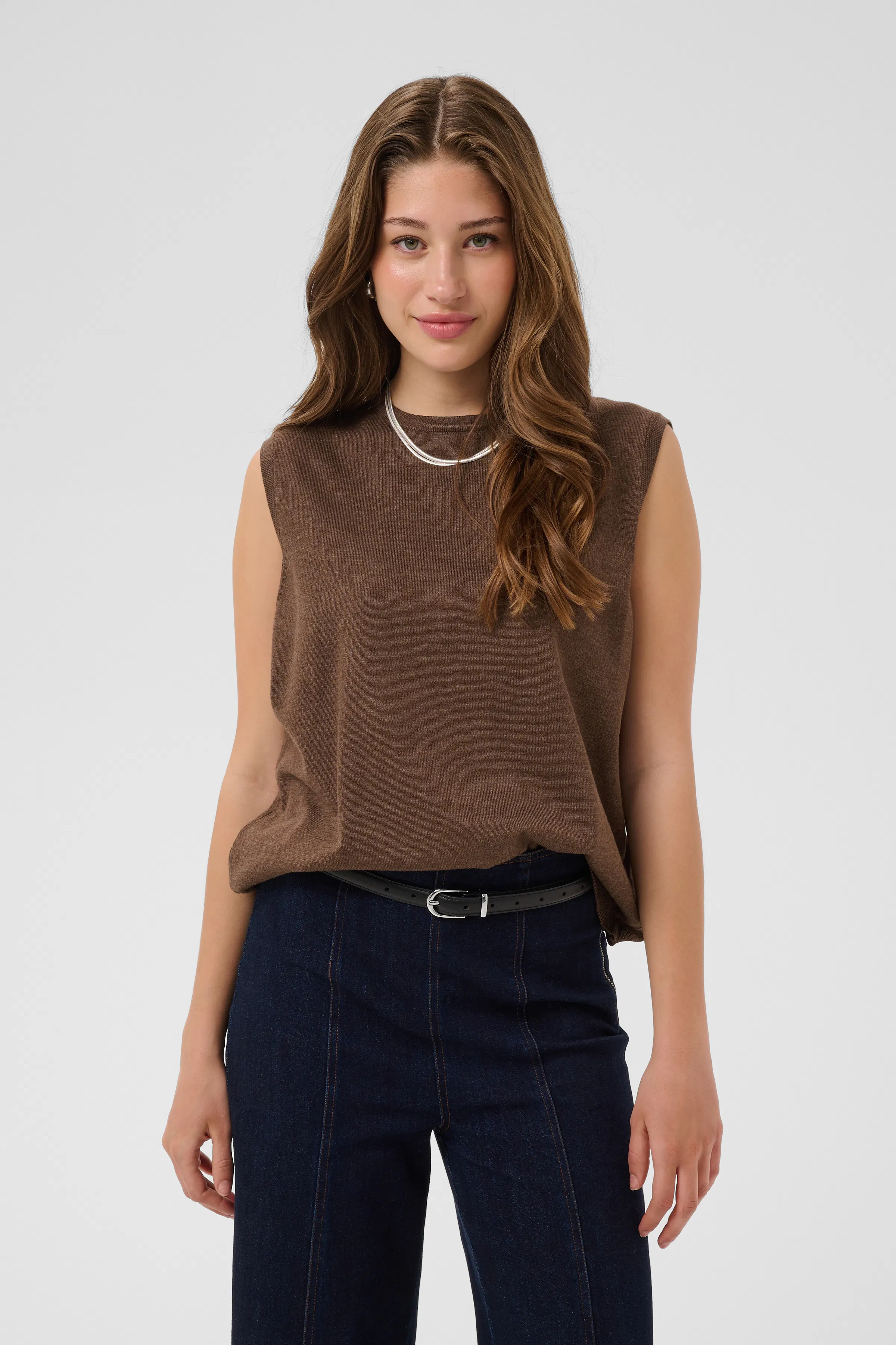 MilaSZ Waistcoat LOOKBOOK FRONT 30511506-1912241