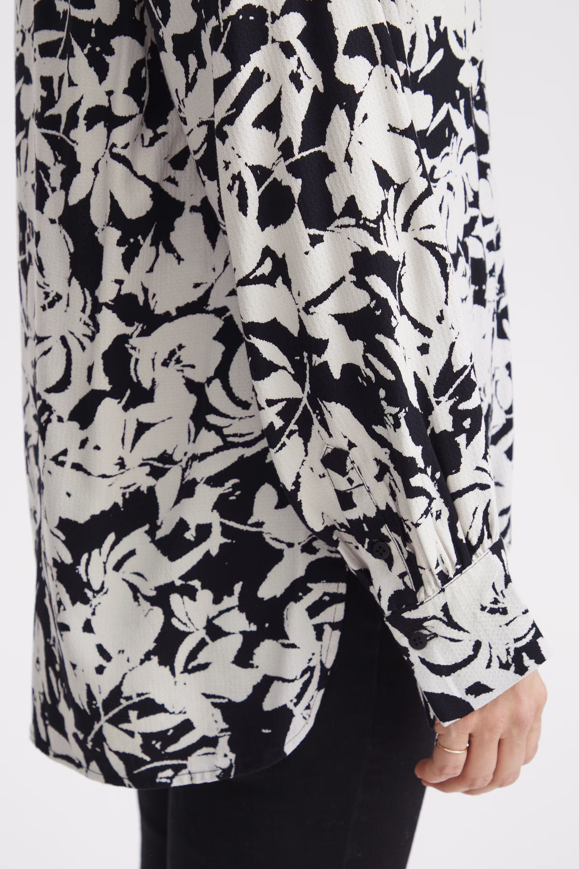 FRCINA Skjorta LOOKBOOK DETAIL 20612465-202203