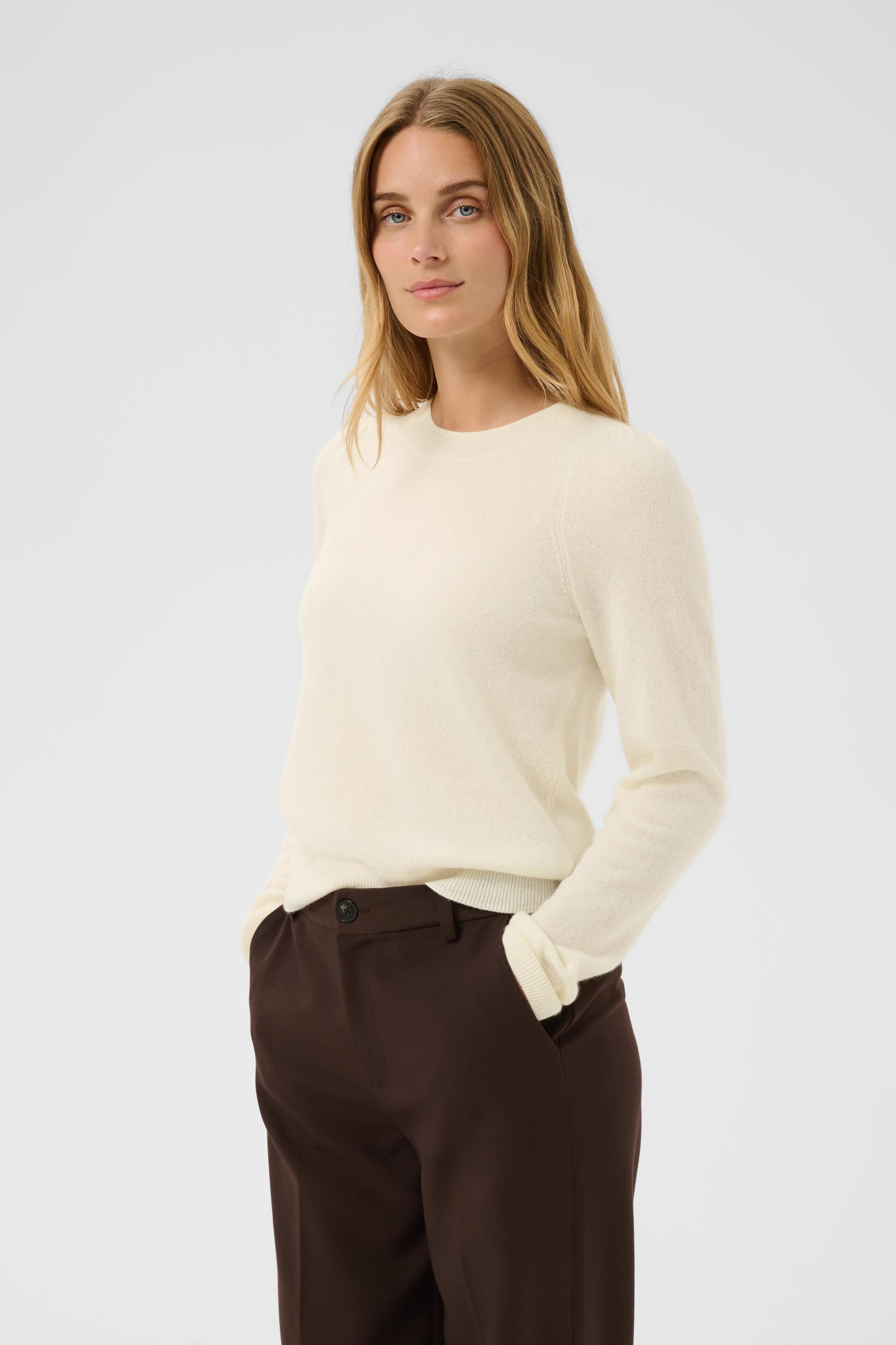 EvinaPW Cashmere sweater LOOKBOOK FRONT 30307337-110701