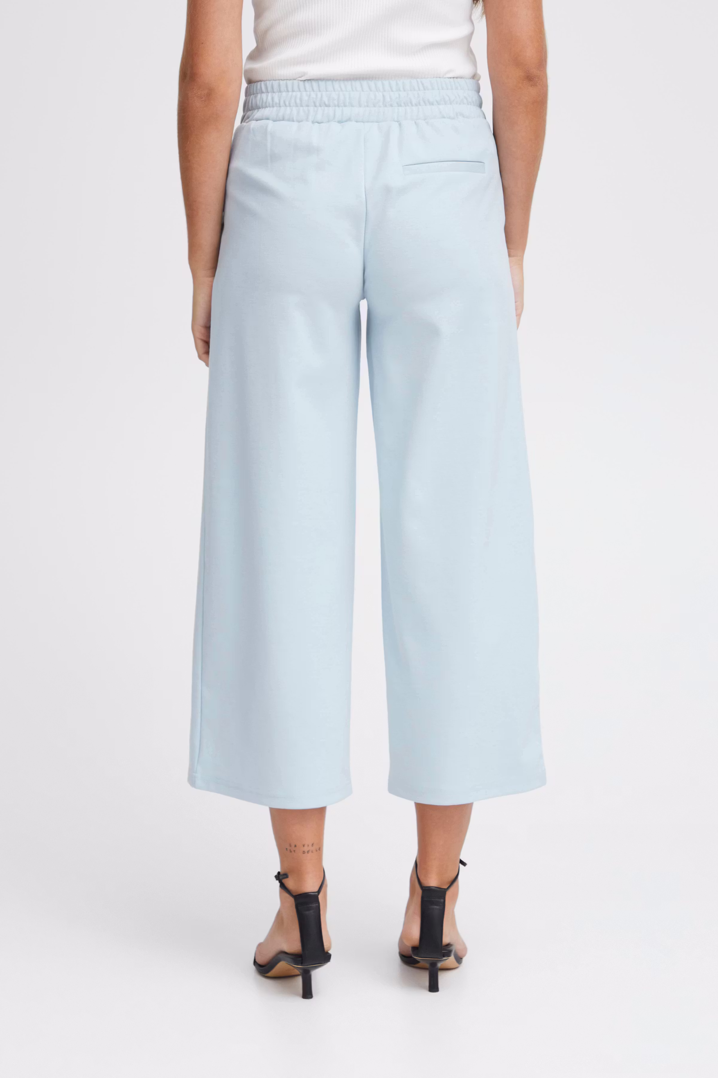 IHKATE WIDE Hose LOOKBOOK BACK 20116301-144115