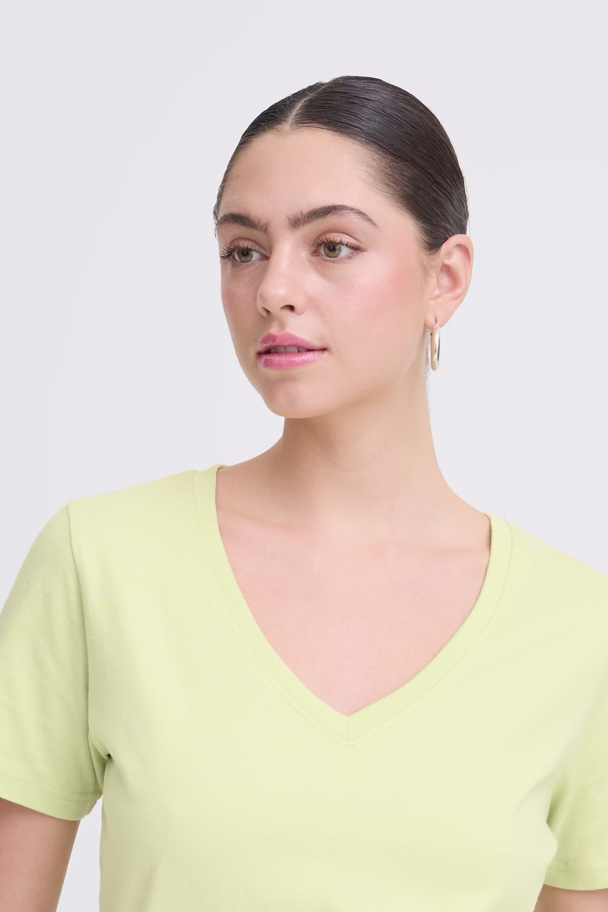 IHPALMER V T-shirt LOOKBOOK DETAIL 20120348-130317
