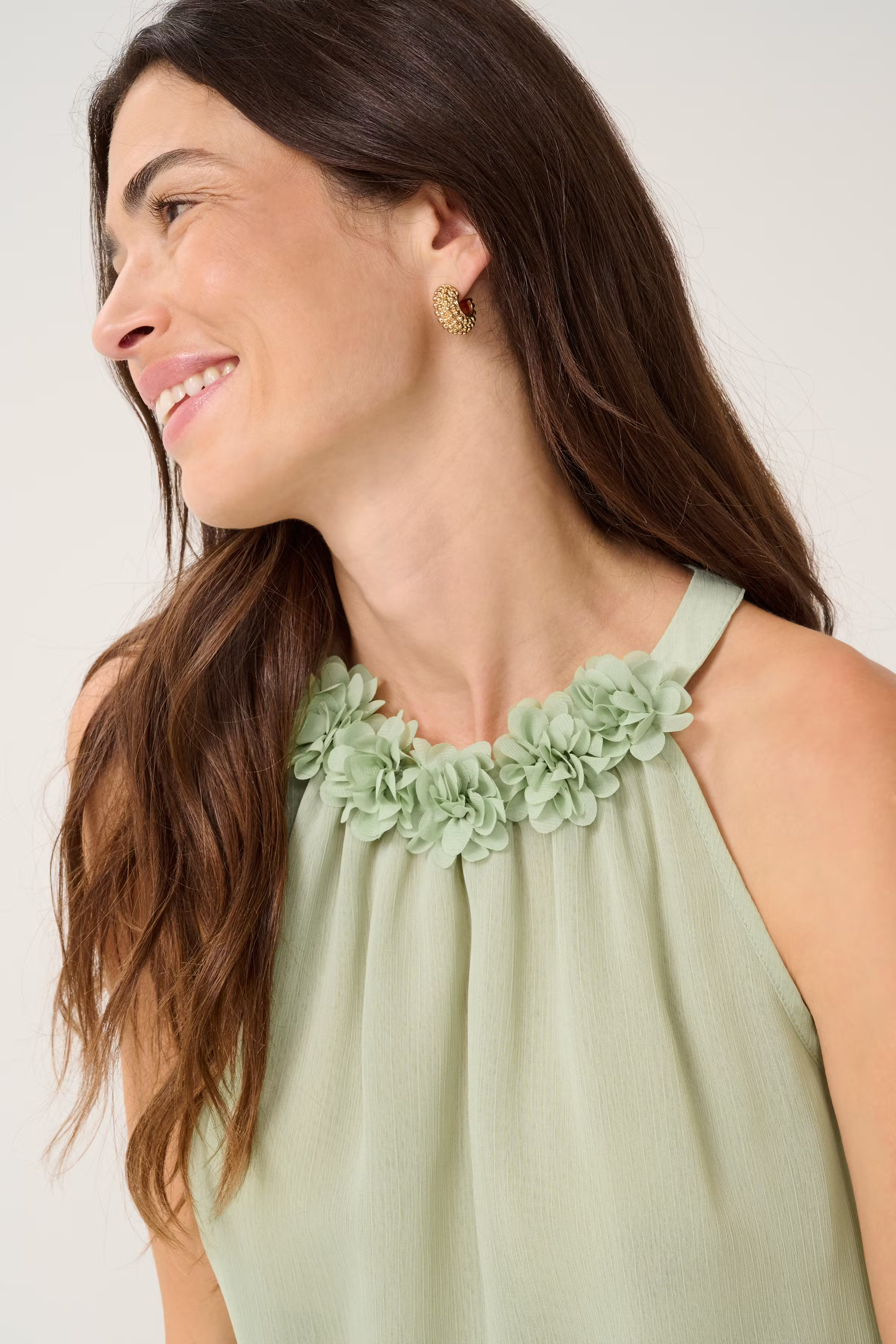 CREmery Top LOOKBOOK DETAIL 10613346-160213