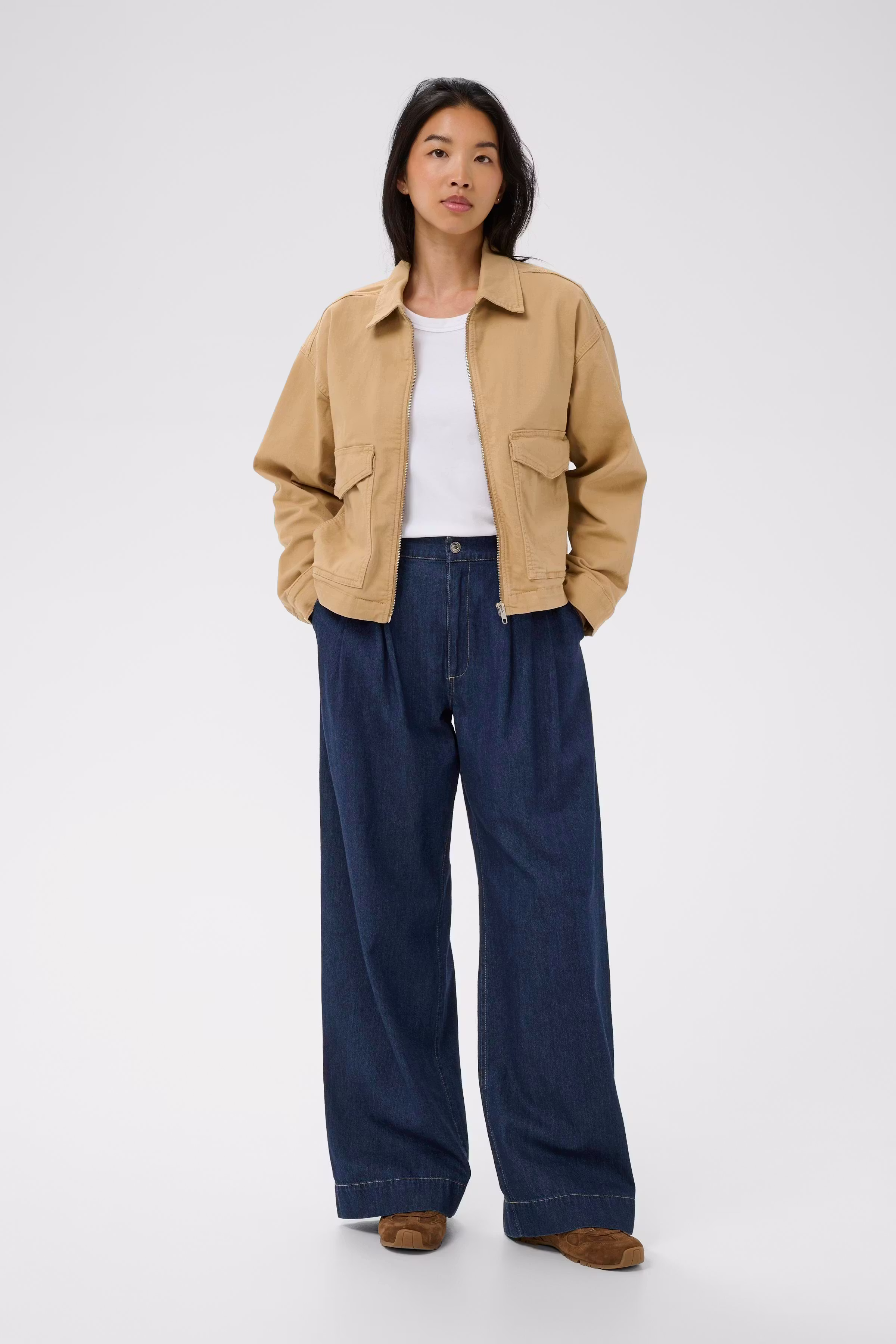 AmajaPW Hose LOOKBOOK FRONT 30310383-300158