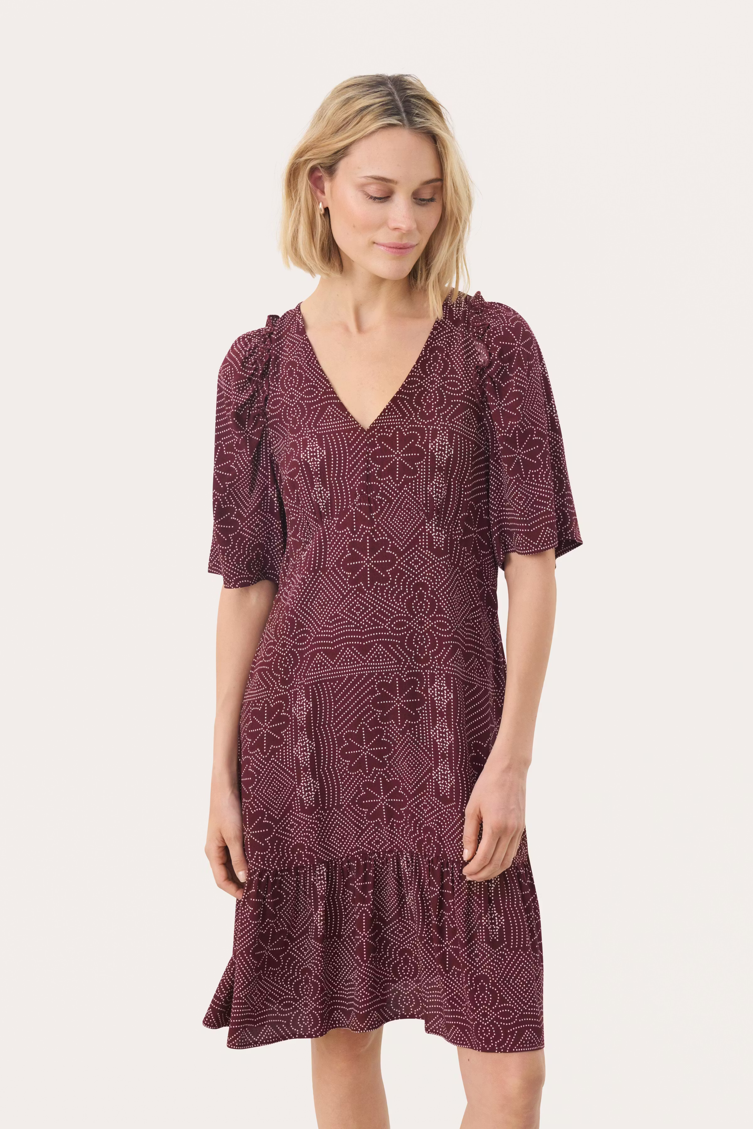 TippiPW Dress LOOKBOOK FRONT 30309822-303960